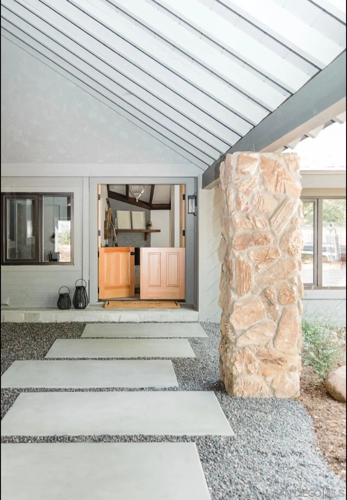 https://cdn.realtyfeed.com/cdn/127/250000702/761a46d2a485ce20158e93d2bb4fc744.webp