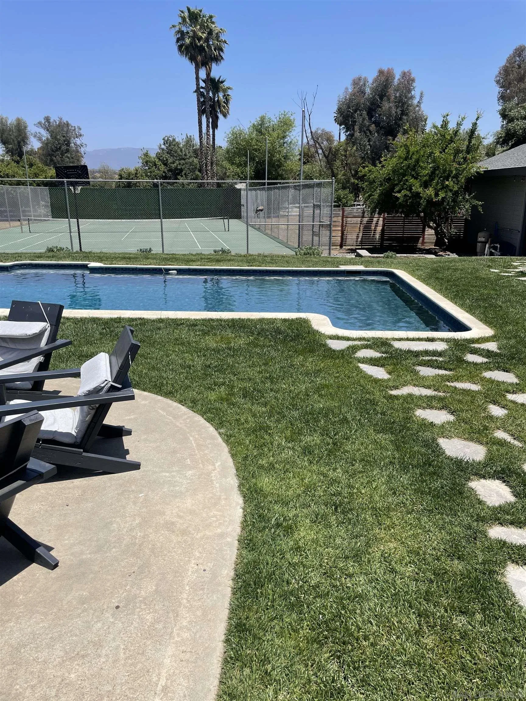 https://cdn.realtyfeed.com/cdn/127/250000702/b1374bd0dd8fbe752e1fc8a789f433e0.webp