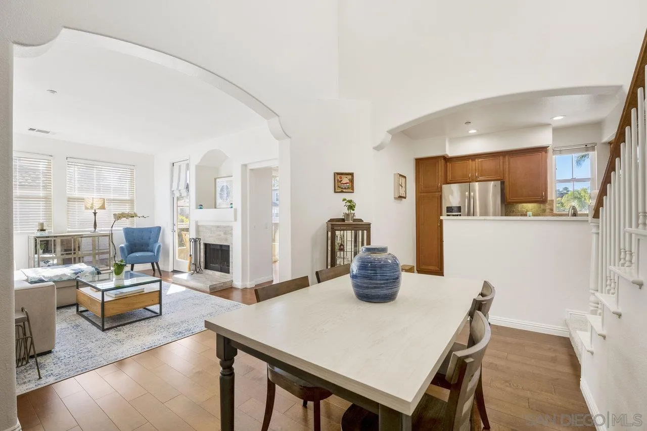 Photo #6: 250000782 Listing 
