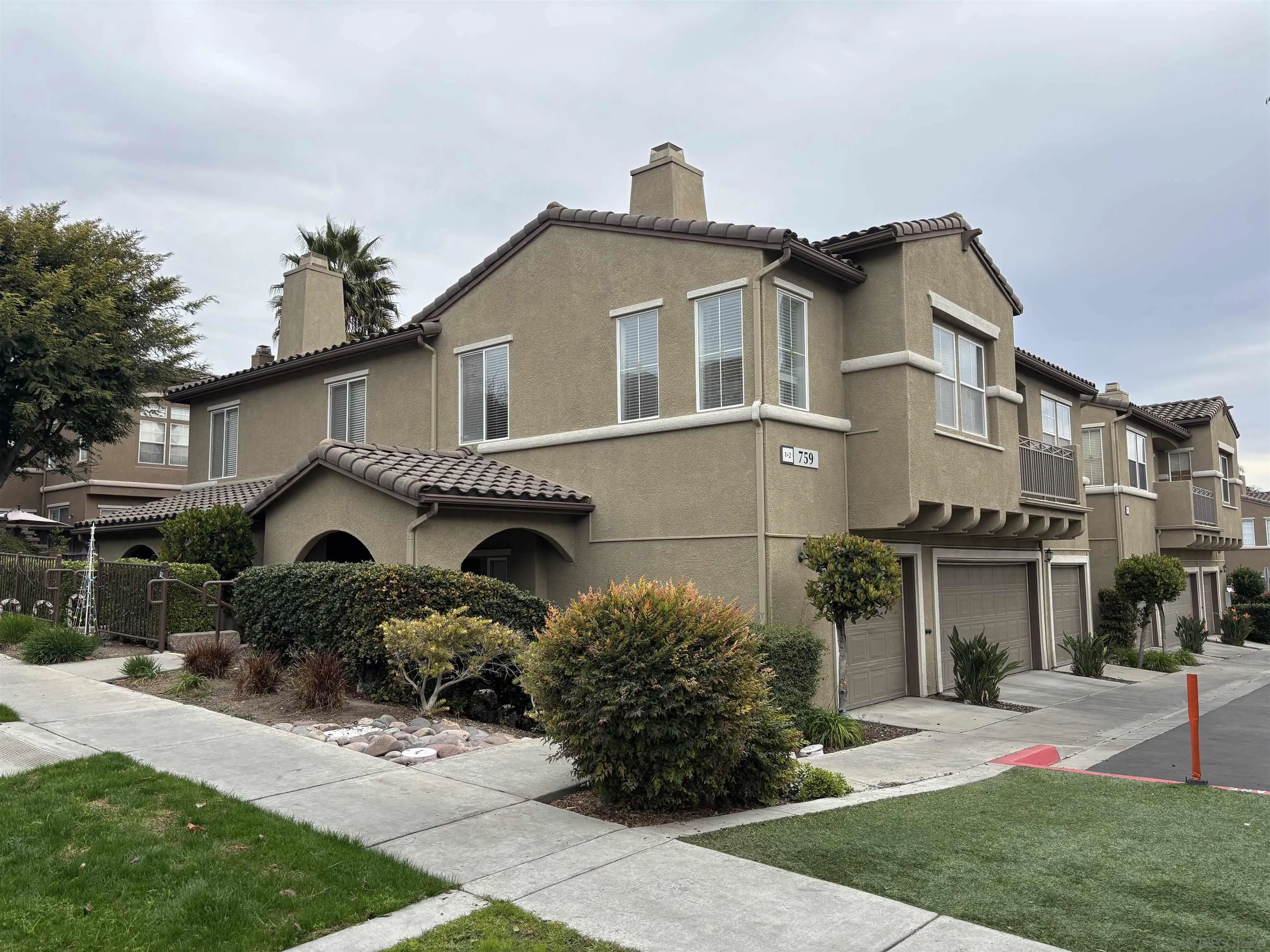 More Details about MLS # 250000913 : 759 CAMINITO FRANCISCO UNIT 1