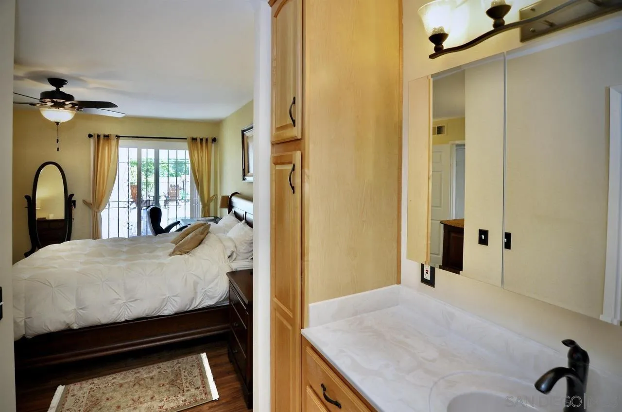 https://cdn.realtyfeed.com/cdn/127/250000949/d45b8a1d3174e2b5f56a26c30da8b5e1.webp