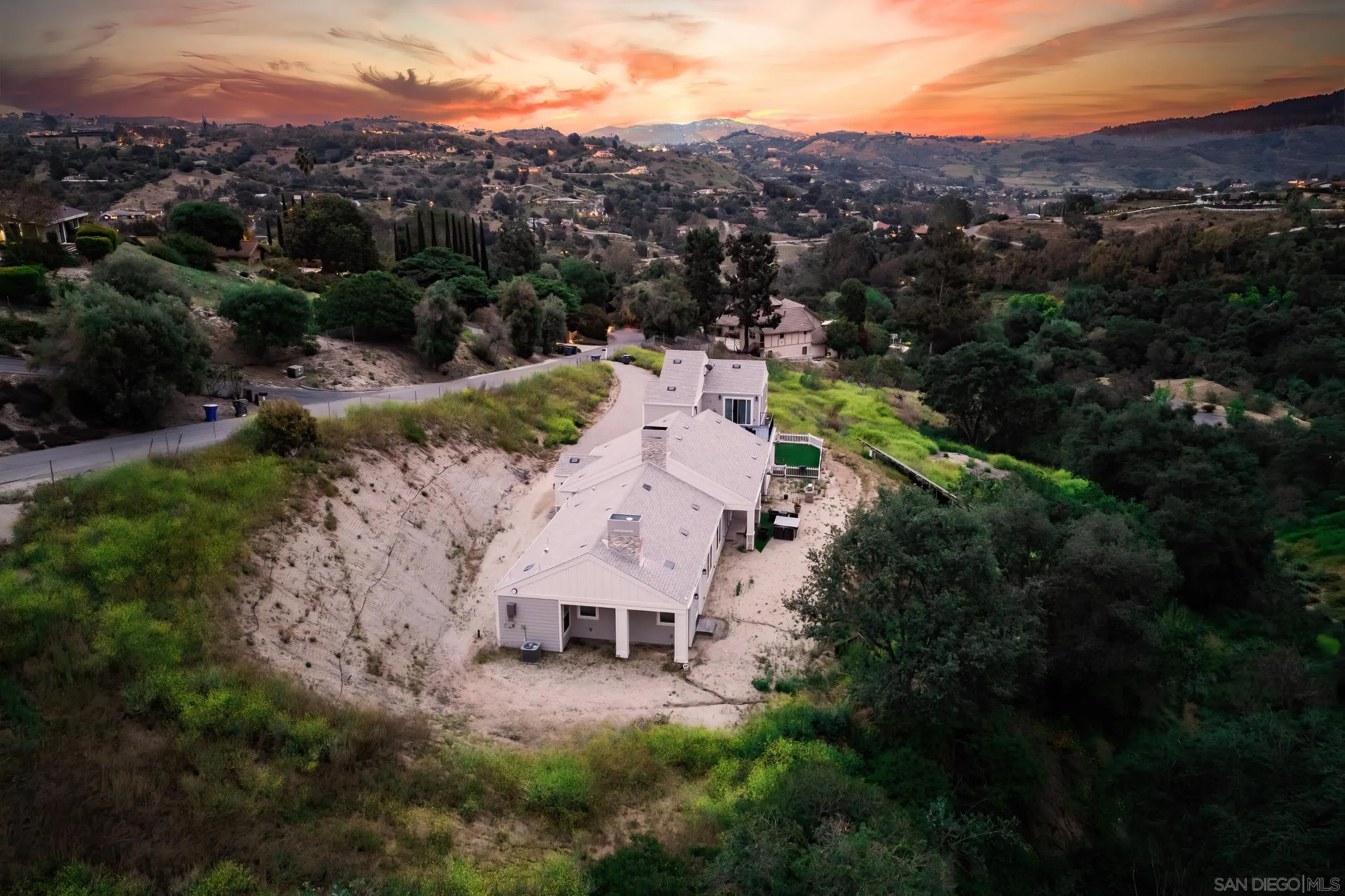 https://cdn.realtyfeed.com/cdn/127/250000994/2ad5293abe9bd9fe8f0e4a242de622e0.webp