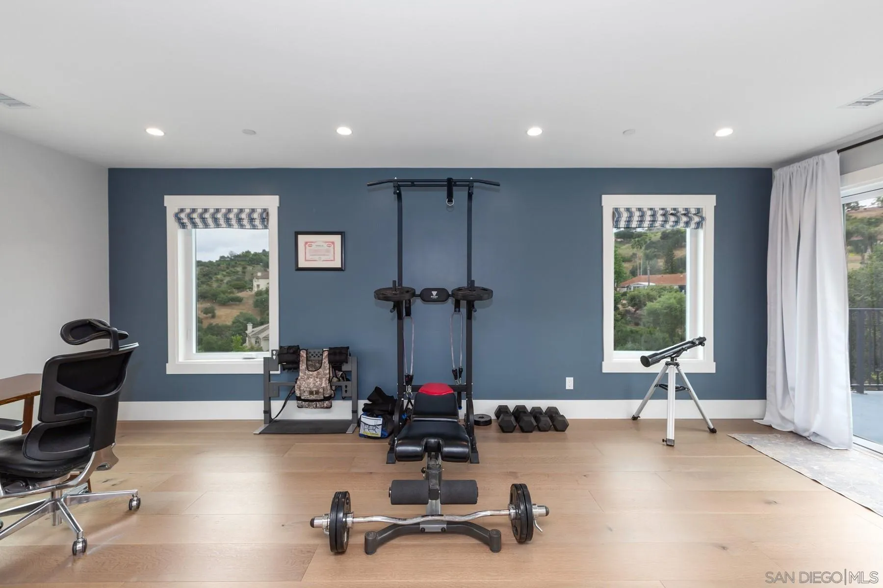 https://cdn.realtyfeed.com/cdn/127/250000994/4a4d5168ef4655045bcee35540349491.webp