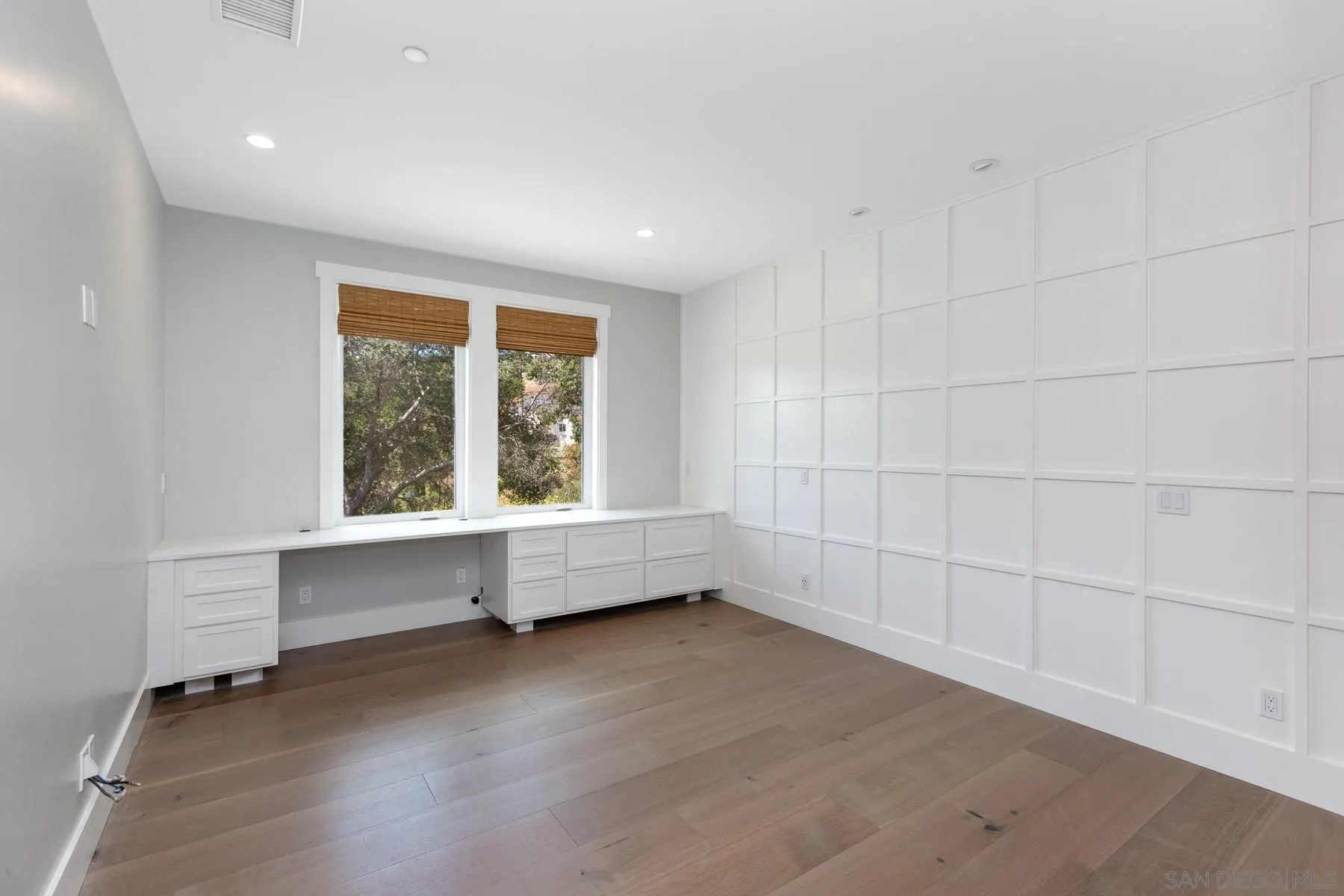https://cdn.realtyfeed.com/cdn/127/250000994/7848d7f58b8c52f833d2aca653e4e3ae.webp
