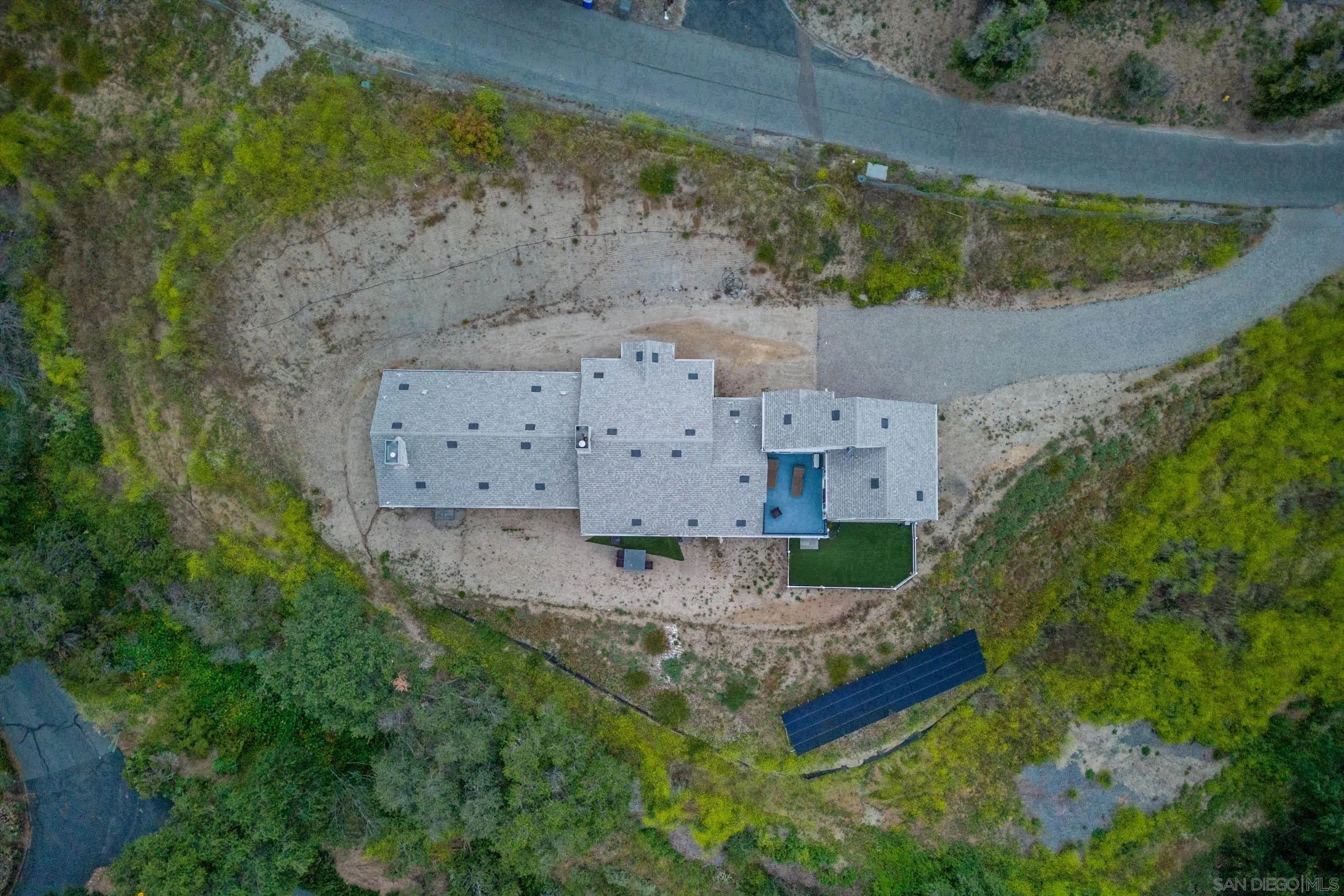 https://cdn.realtyfeed.com/cdn/127/250000994/8ce403d79dc09453c3dd6272d69d7abc.webp