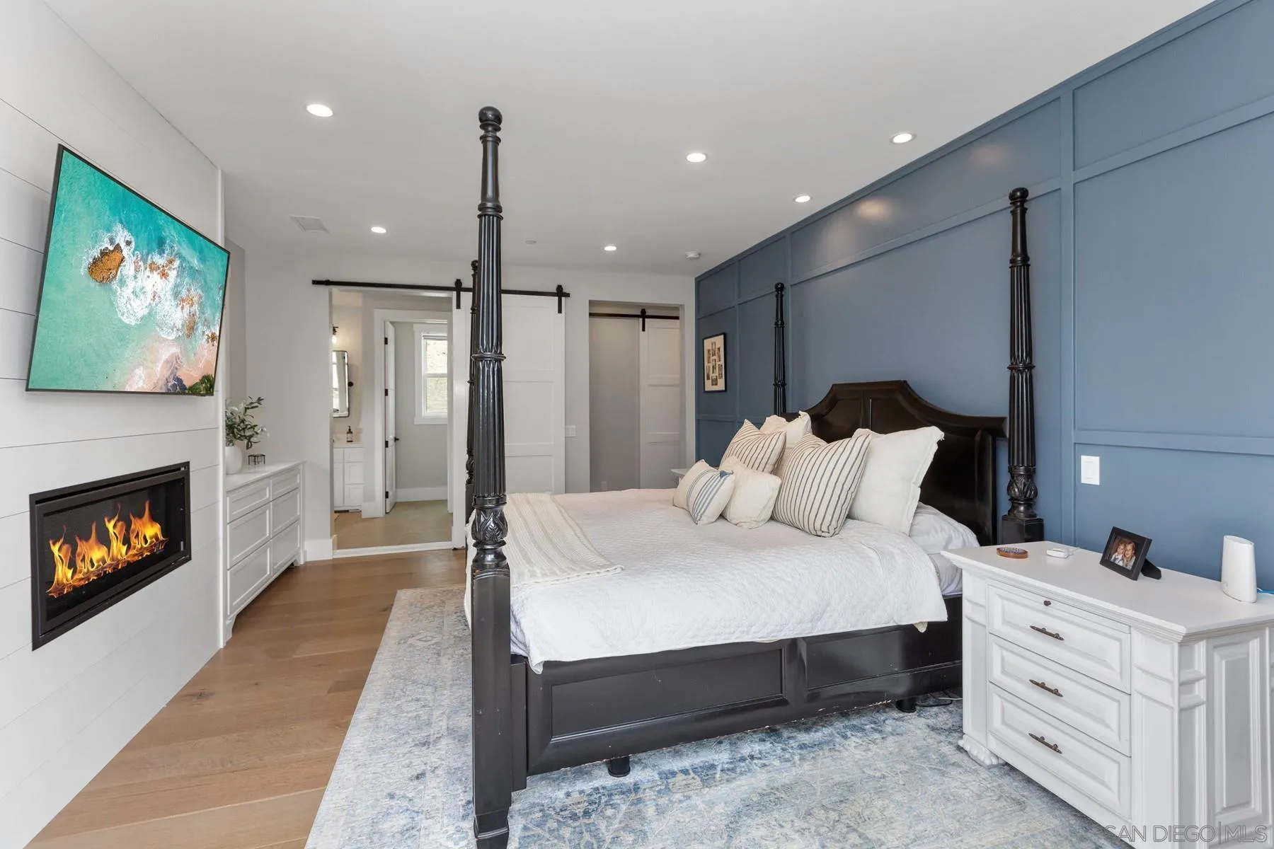 https://cdn.realtyfeed.com/cdn/127/250000994/fa4965004f97a1439d2de39795ebc2eb.webp