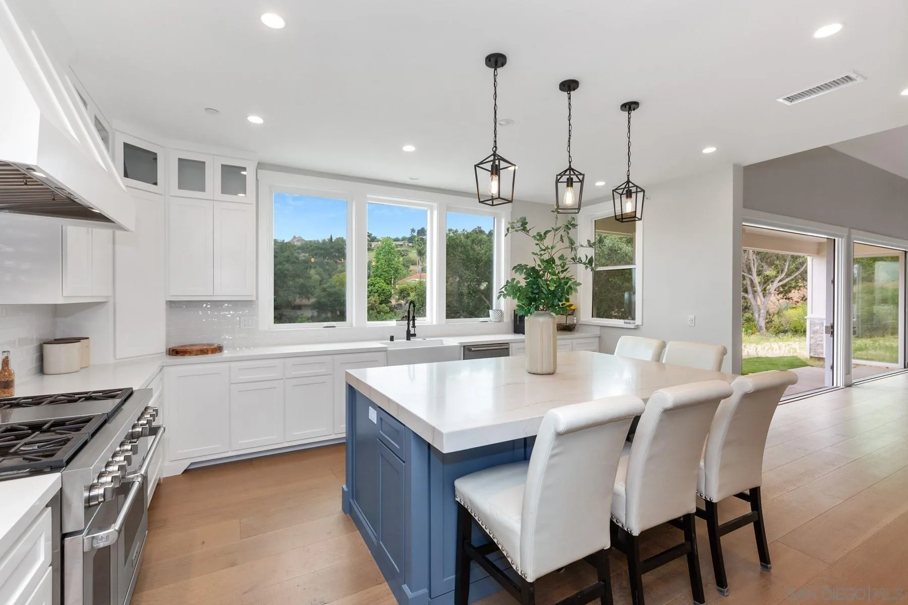https://cdn.realtyfeed.com/cdn/127/250000994/ff34dad20af6a6d885b3a4036c4a7346.webp