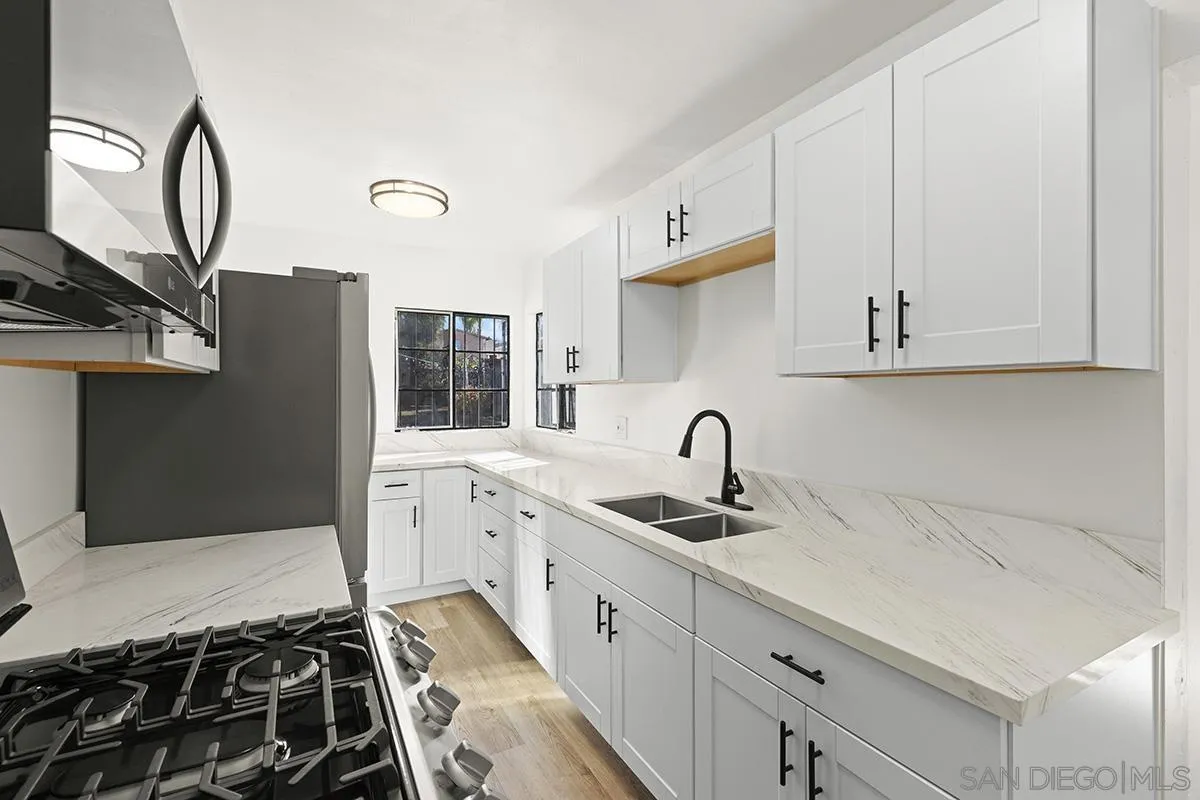 https://cdn.realtyfeed.com/cdn/127/250001002/4b2ee4157f05e058c3202bc9ac93de46.webp