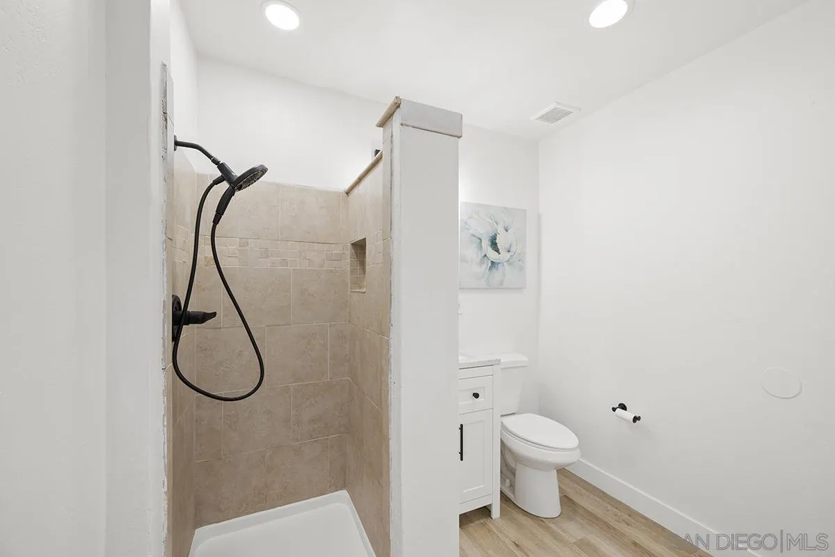 https://cdn.realtyfeed.com/cdn/127/250001002/9986d35d7d158cf89e02e2361ad036b2.webp
