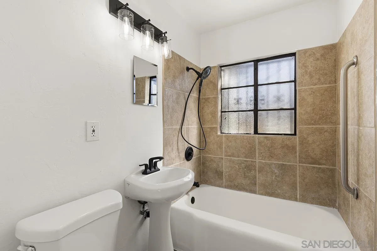 https://cdn.realtyfeed.com/cdn/127/250001002/c3ed4eb1cfc349681be0a83125942f07.webp