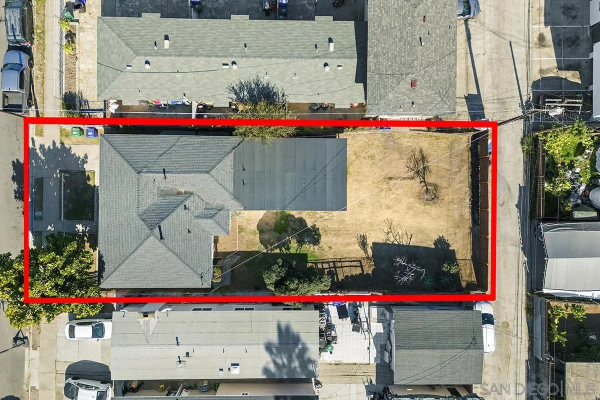 https://cdn.realtyfeed.com/cdn/127/250001002/d4cb15e9c1db061c830986af38d370d7.webp