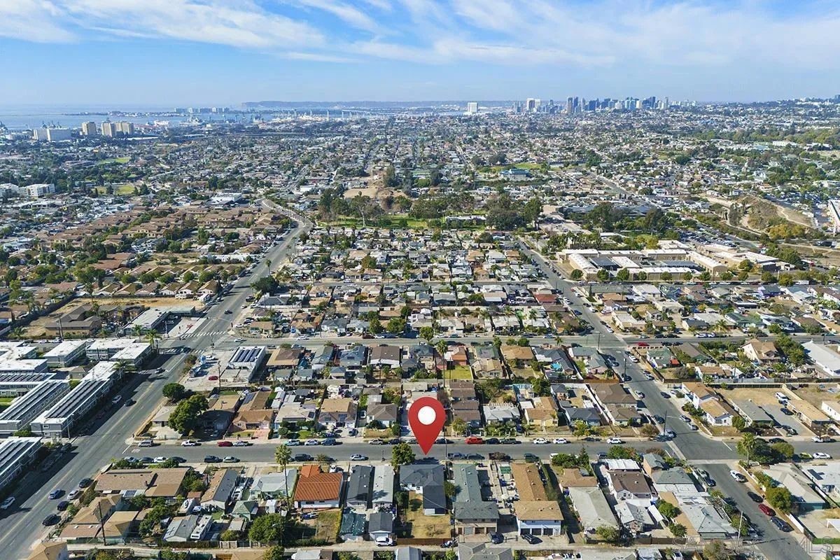 https://cdn.realtyfeed.com/cdn/127/250001002/d9a9f09ddf86da5384cf30ed6c8449e1.webp