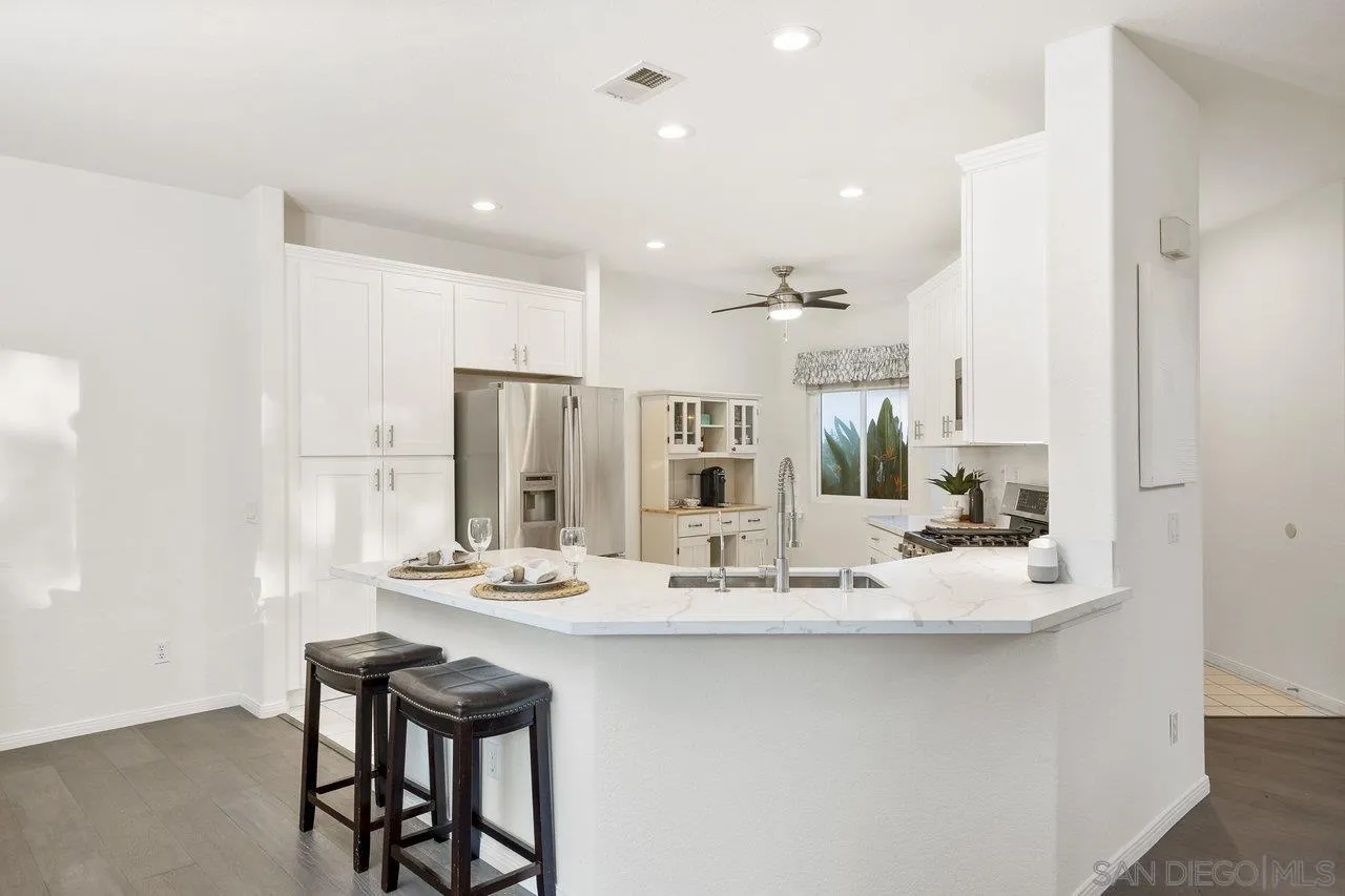 https://cdn.realtyfeed.com/cdn/127/250001010/3484d48625c42e3f6615100829fd2240.webp