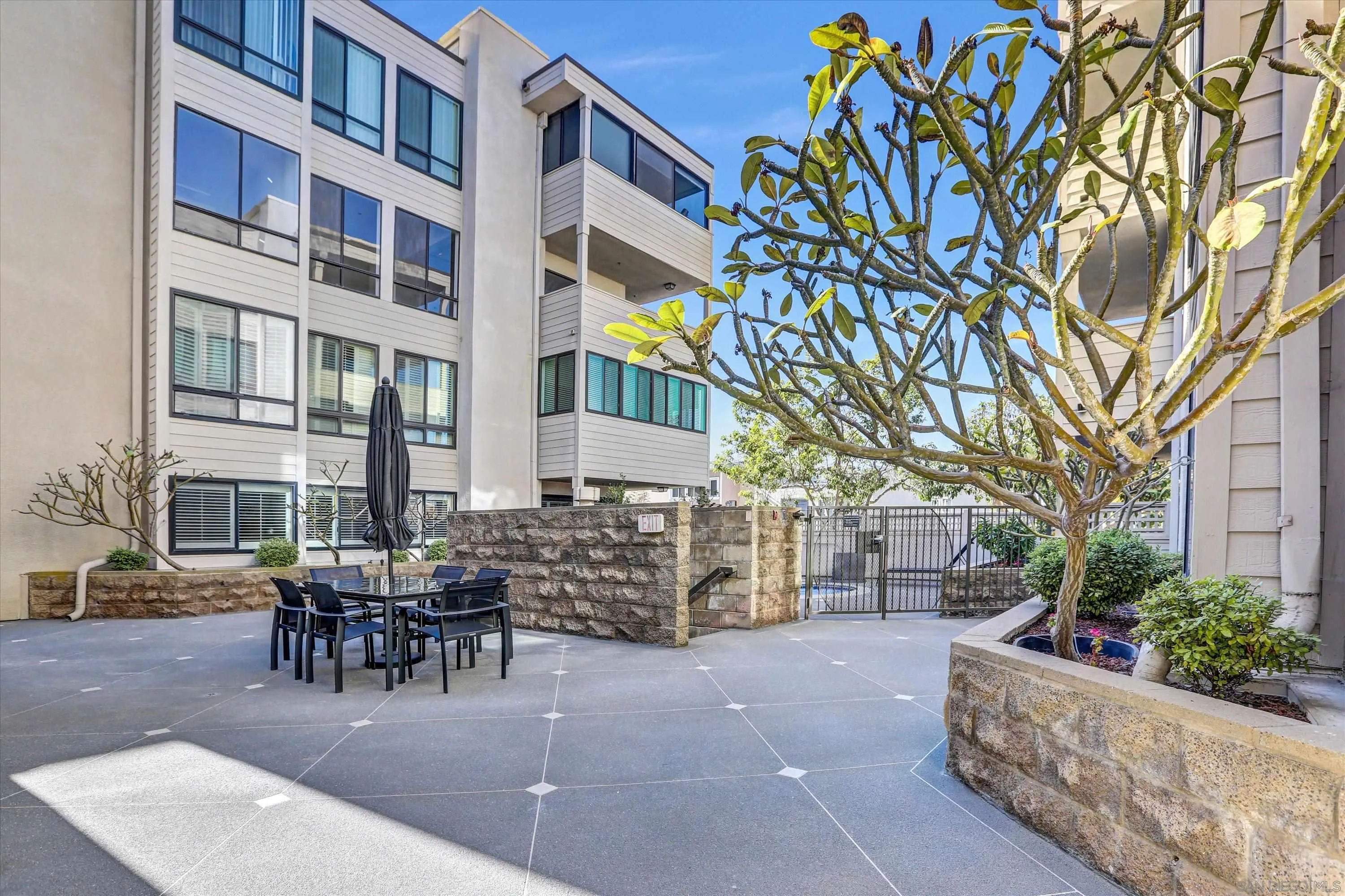 Photo #6: 250001170 Listing 