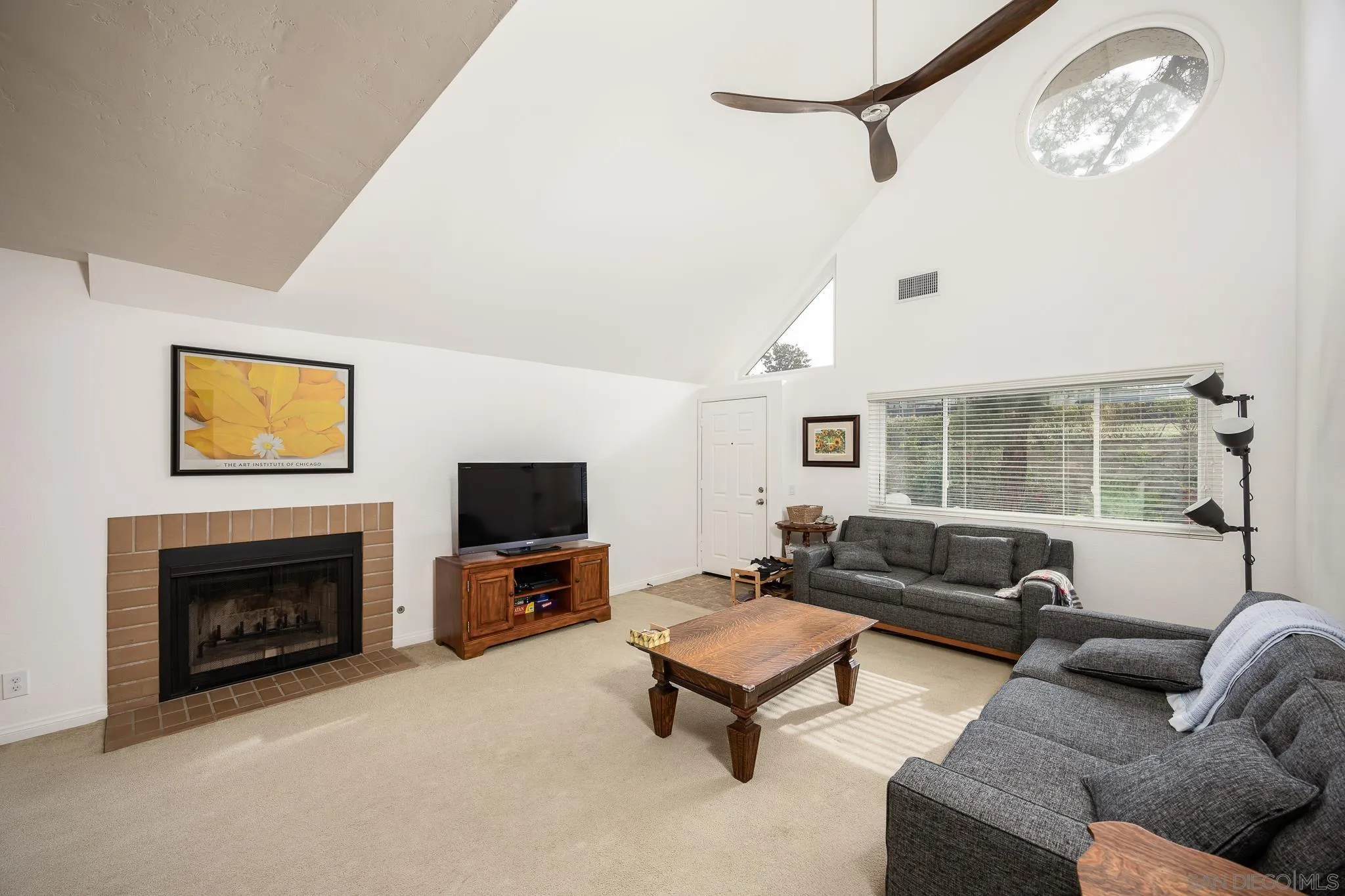Photo #5: 250001207 Listing 