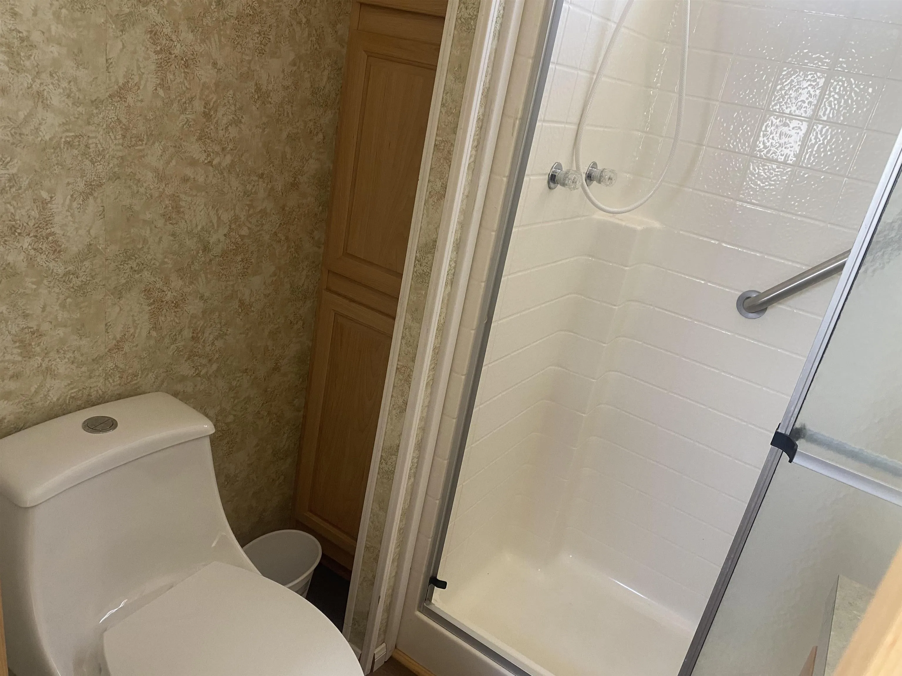 https://cdn.realtyfeed.com/cdn/127/250001241/818e3d6ea26a1bbd088f877c5fc870dd.webp
