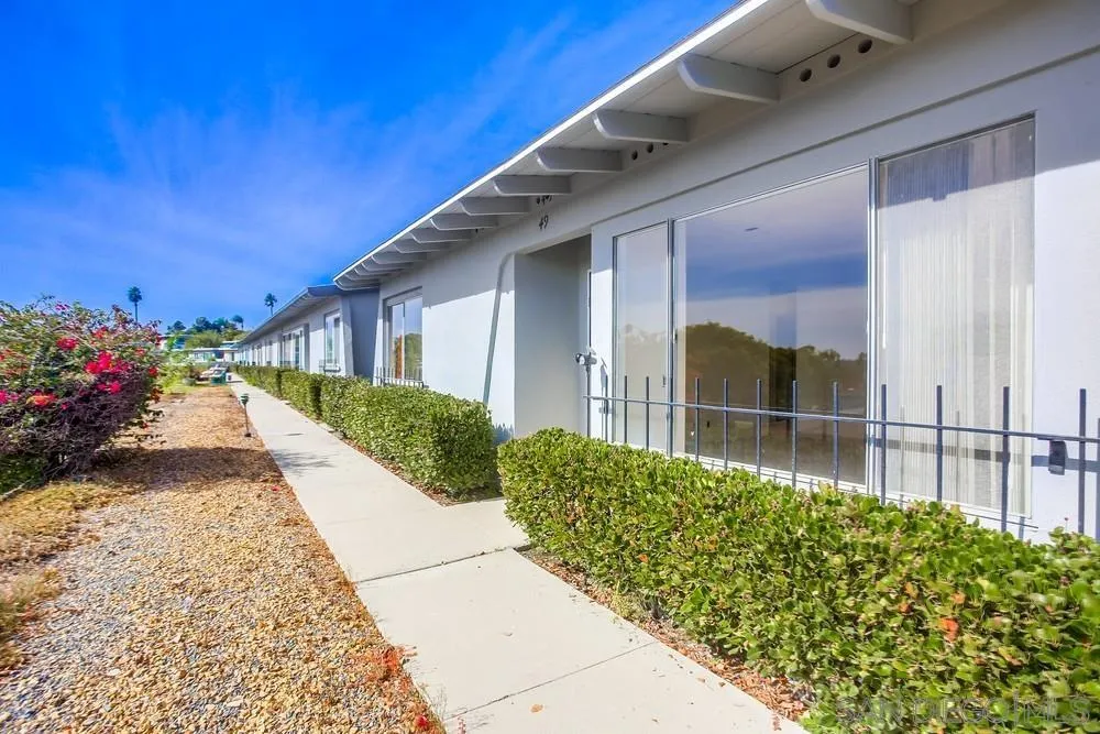 Photo #3: 250001350 Listing 