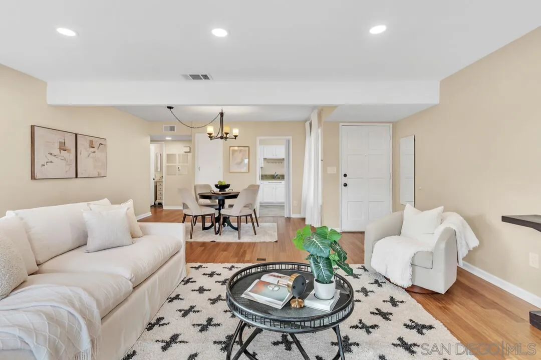 Photo #5: 250001472 Listing 