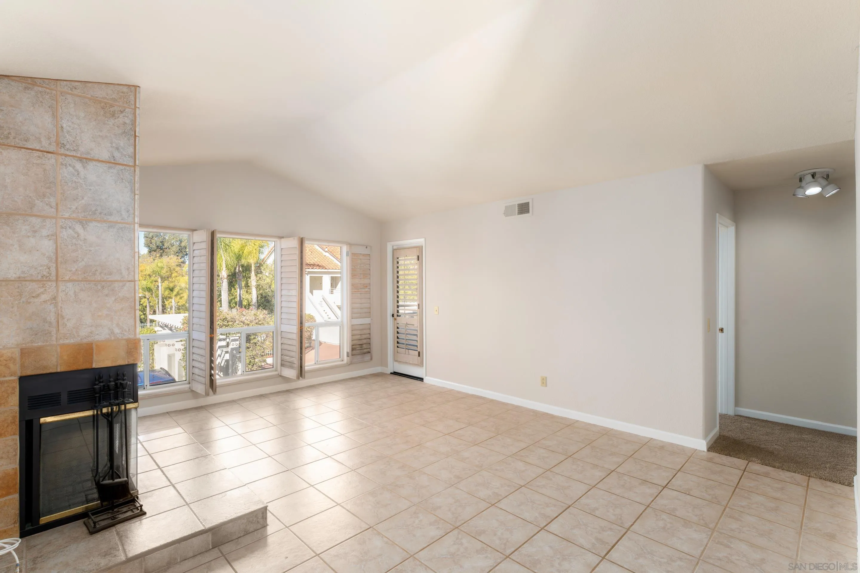 Photo #4: 250016798 Listing 