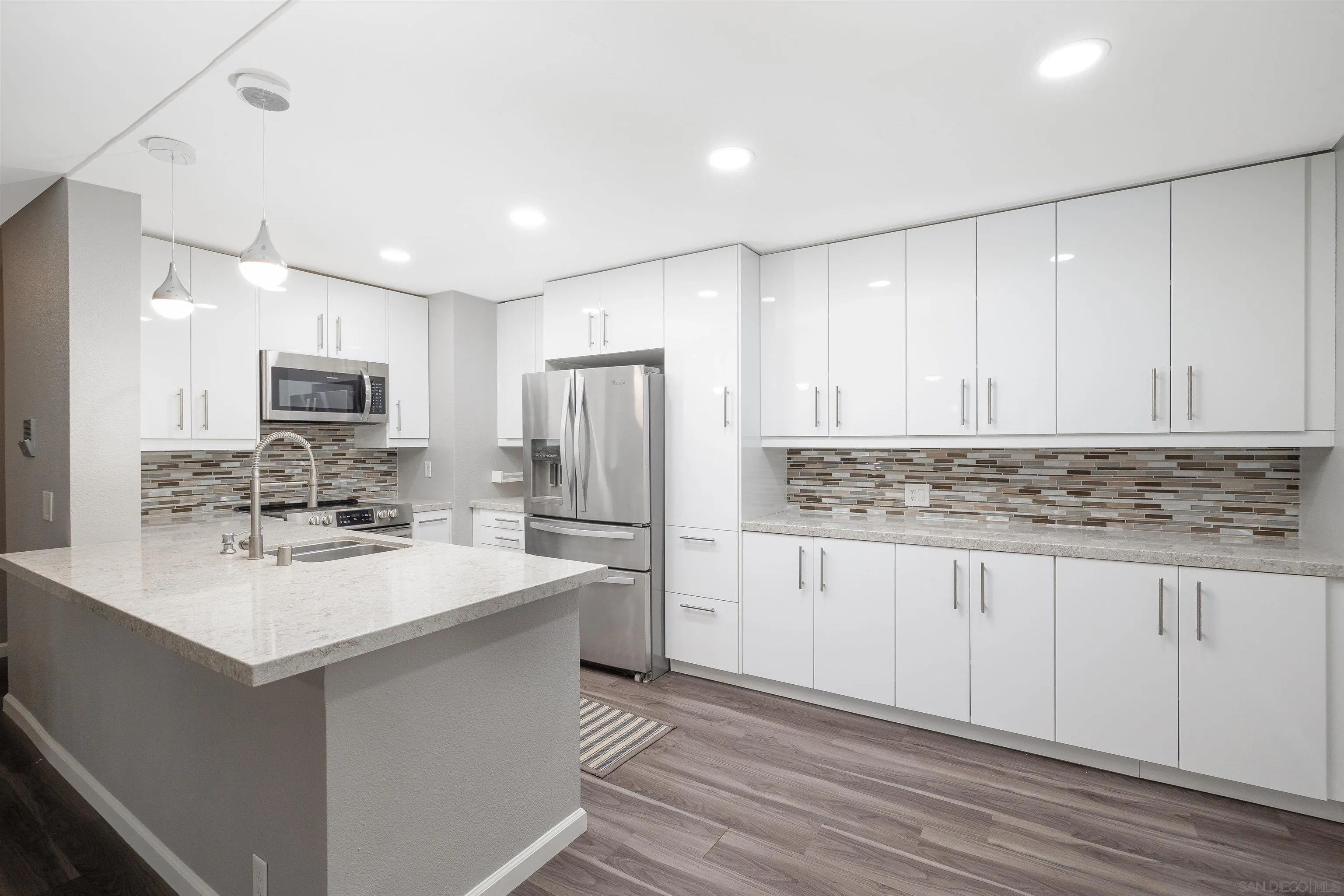 Photo #4: 250016802 Listing 