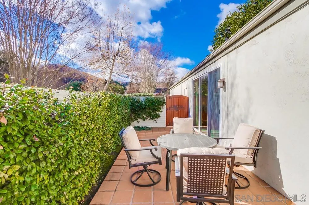 https://cdn.realtyfeed.com/cdn/127/250016859/309c9385fcd6b7f0ee10a5e8da22e61f.webp