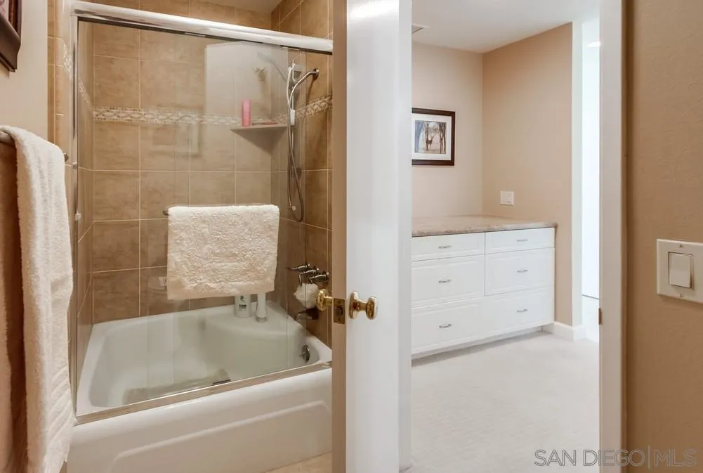 https://cdn.realtyfeed.com/cdn/127/250016859/54ccf092caaba42032ba59147c9a5d60.webp