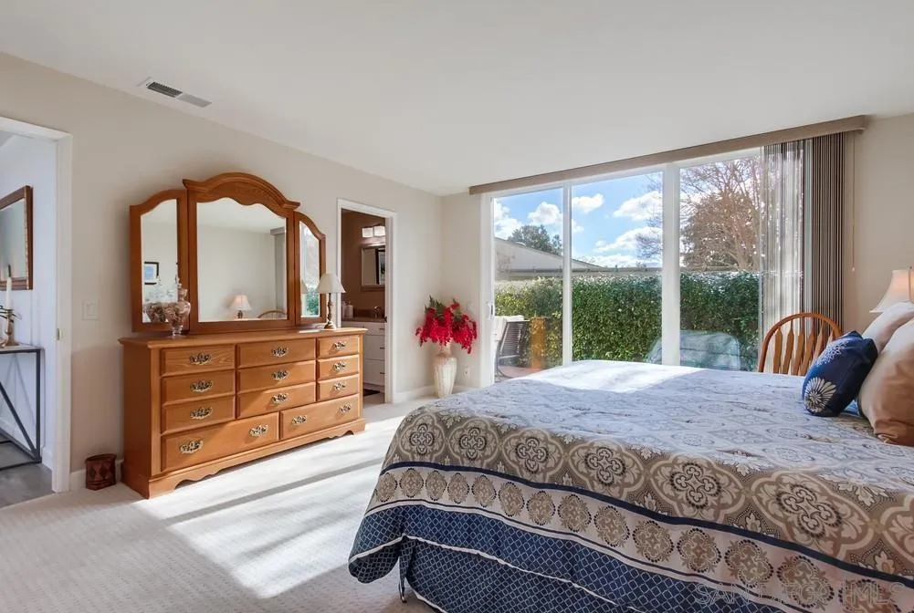 https://cdn.realtyfeed.com/cdn/127/250016859/6c6bc553e9c73a013af9a5b322a26bb4.webp