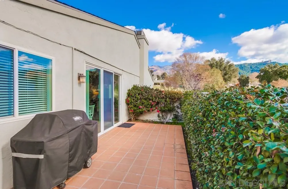 https://cdn.realtyfeed.com/cdn/127/250016859/af2a0c8cf06bde3bb225cfb5b8e61f3a.webp