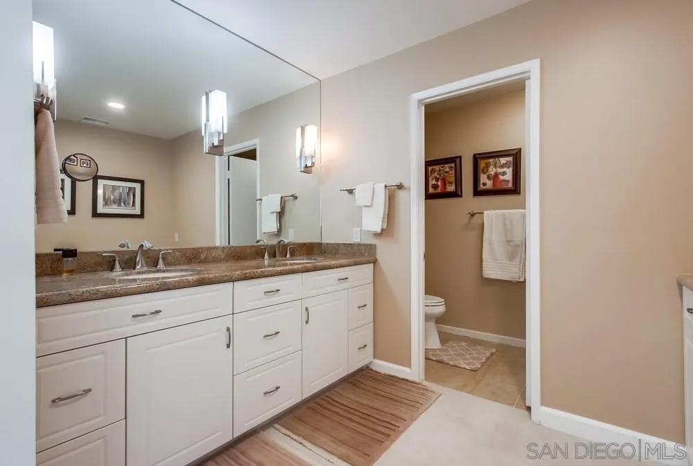 https://cdn.realtyfeed.com/cdn/127/250016859/dfbda99b359308b1992cf1367ac5c3f7.webp