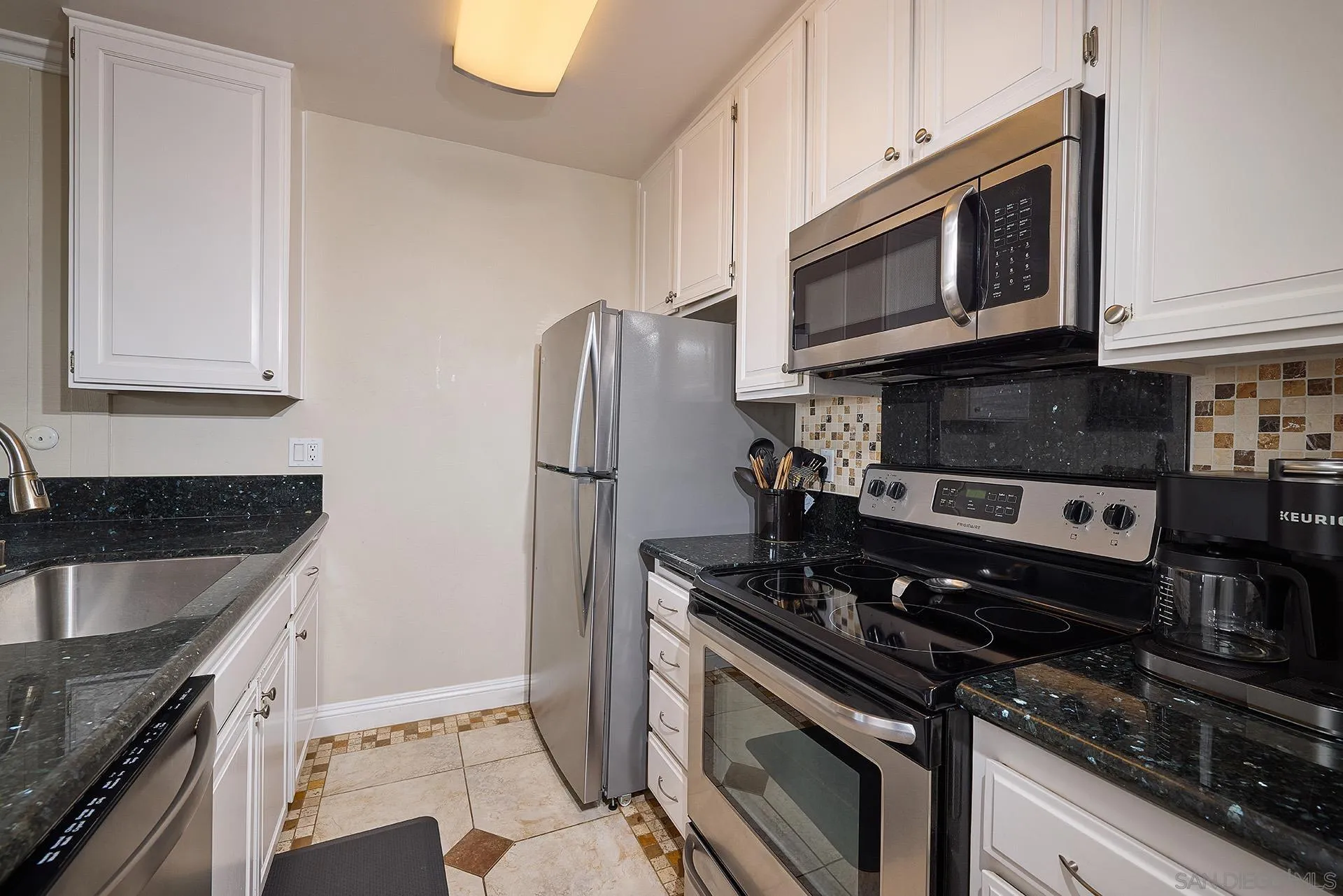 Photo #3: 250016864 Listing 