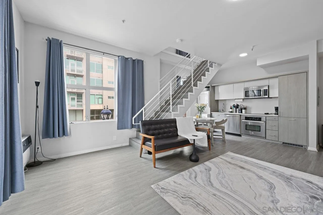 https://cdn.realtyfeed.com/cdn/127/250016906/c35b22f40f1468b77f72d38f5287b70e.webp
