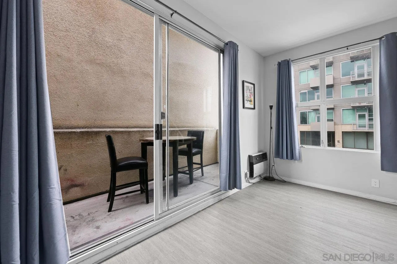 https://cdn.realtyfeed.com/cdn/127/250016906/d02f4ea5c1b09ec964dbd716585b5187.webp