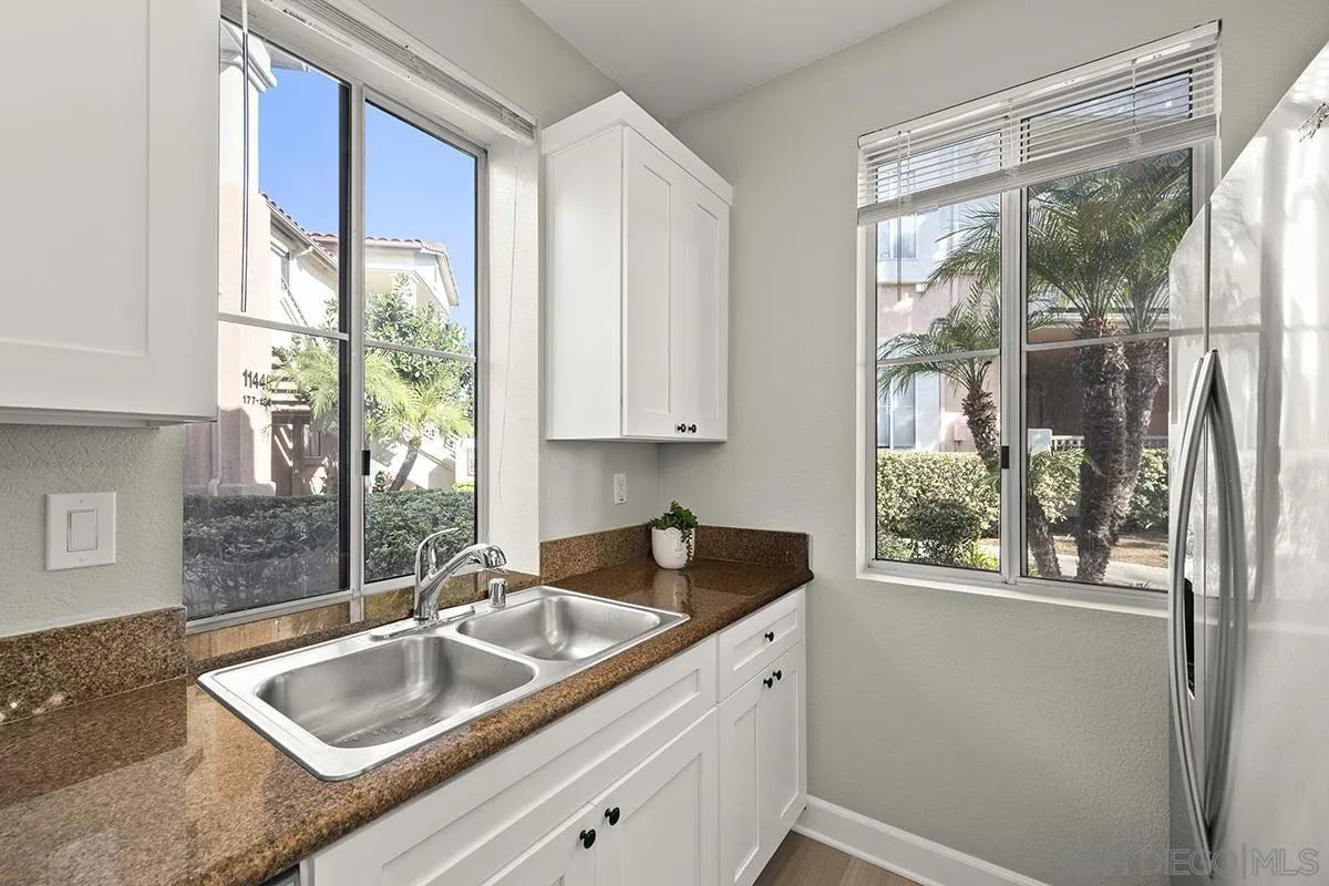 Photo #3: 250016923 Listing 