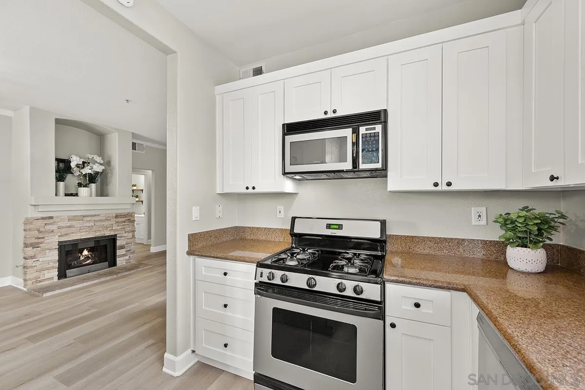Photo #2: 250016923 Listing 