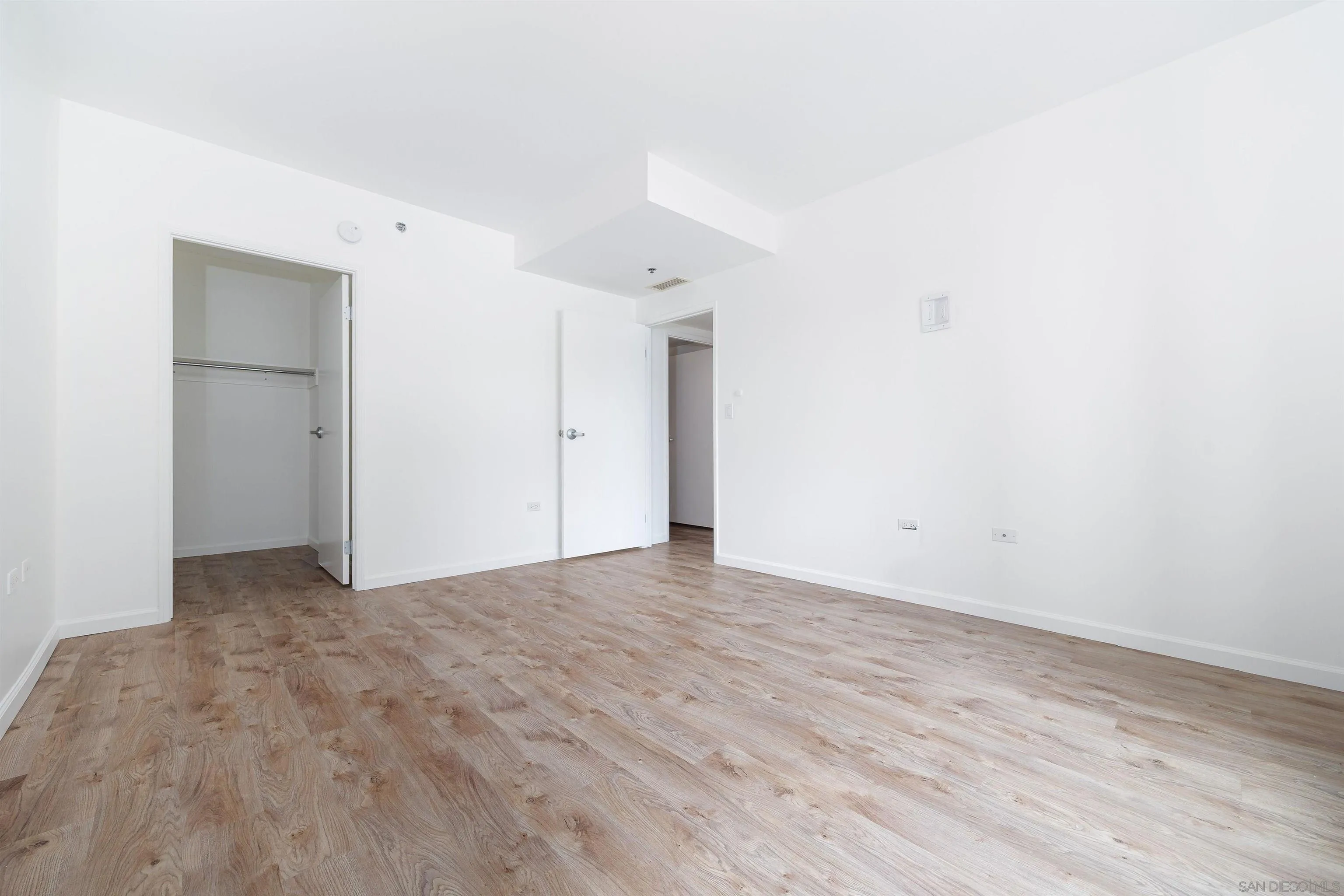 Photo #11: 250017006 Listing: Photo #11