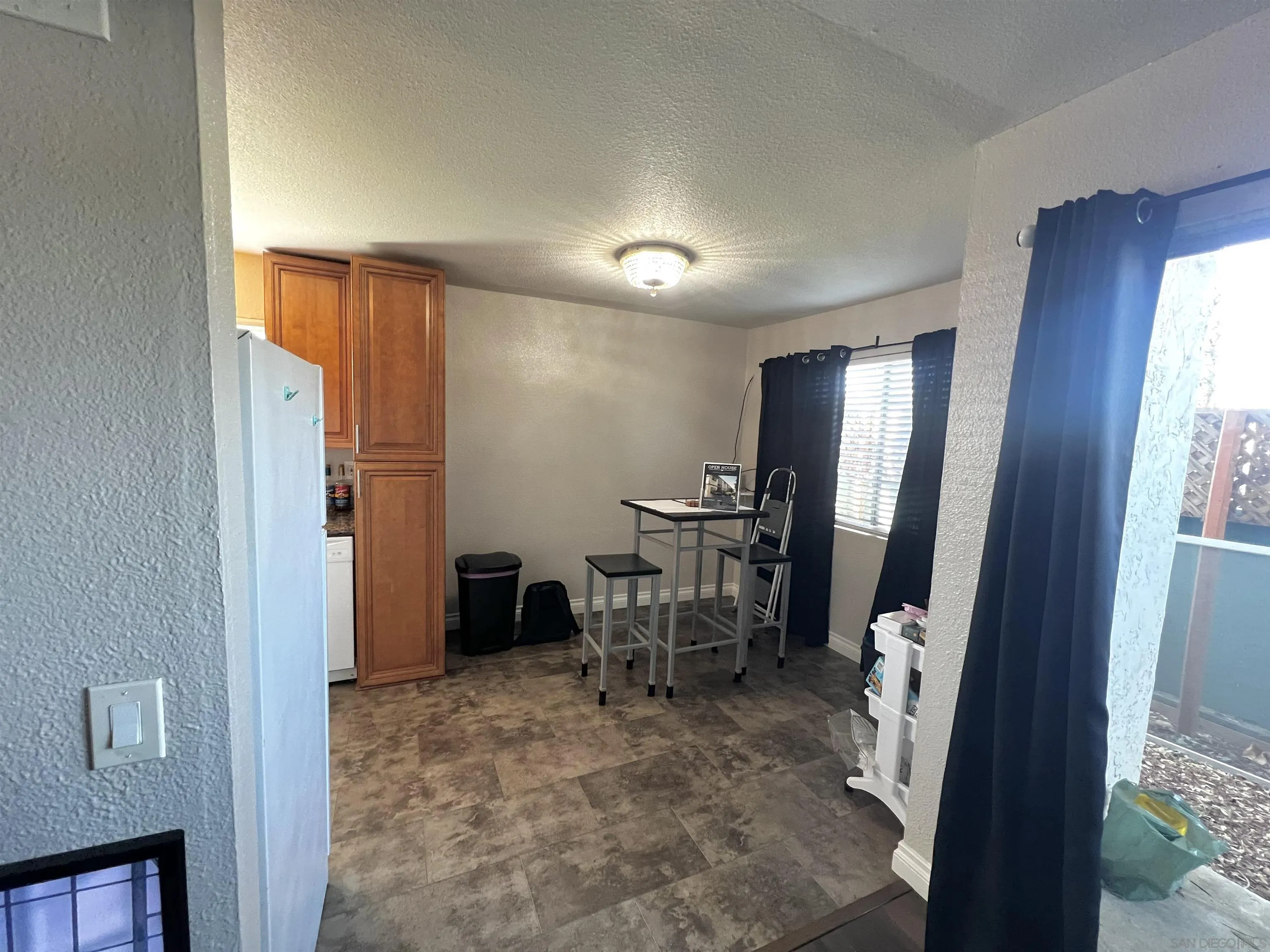Photo #3: 250017017 Listing 