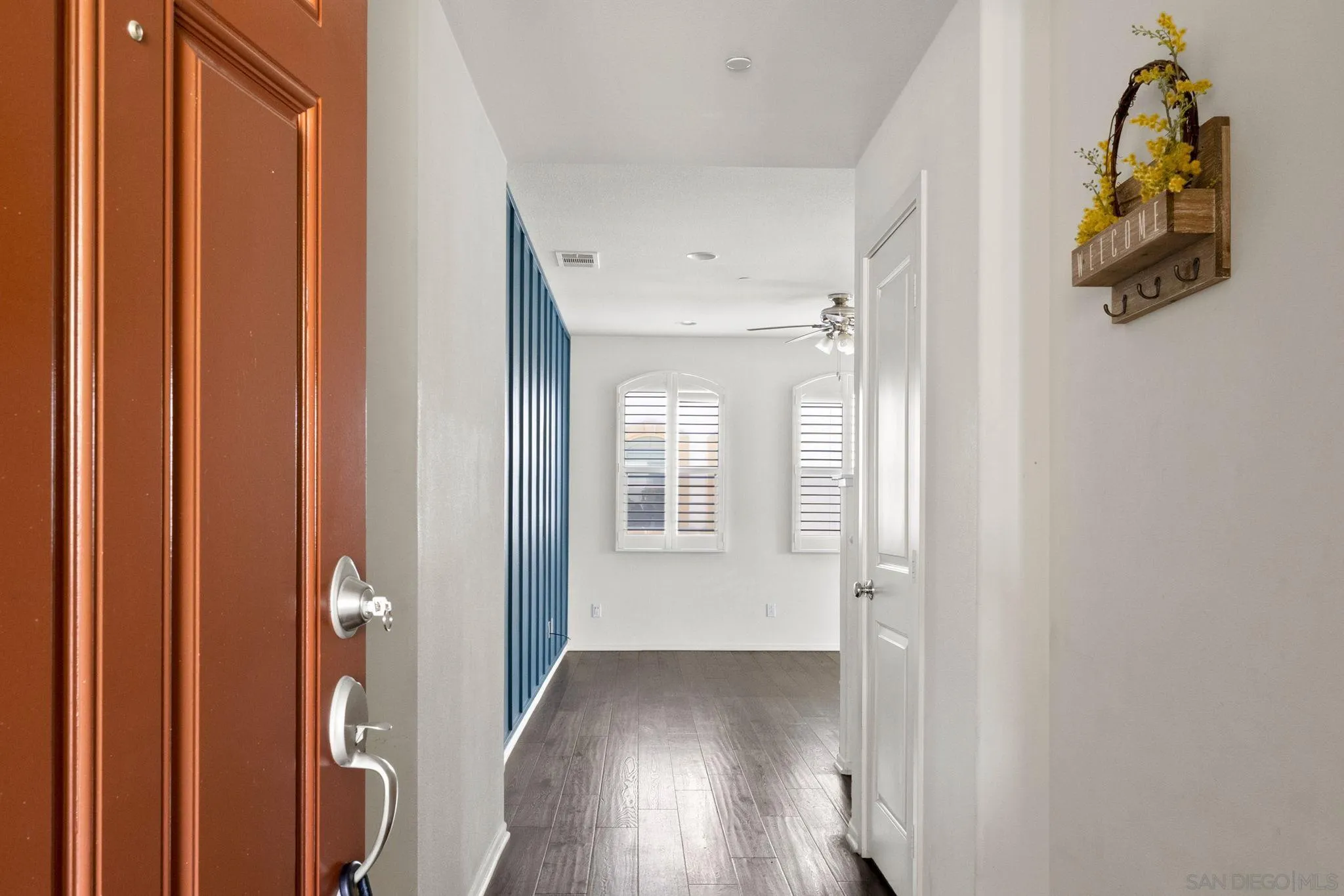 Photo #3: 250017025 Listing 