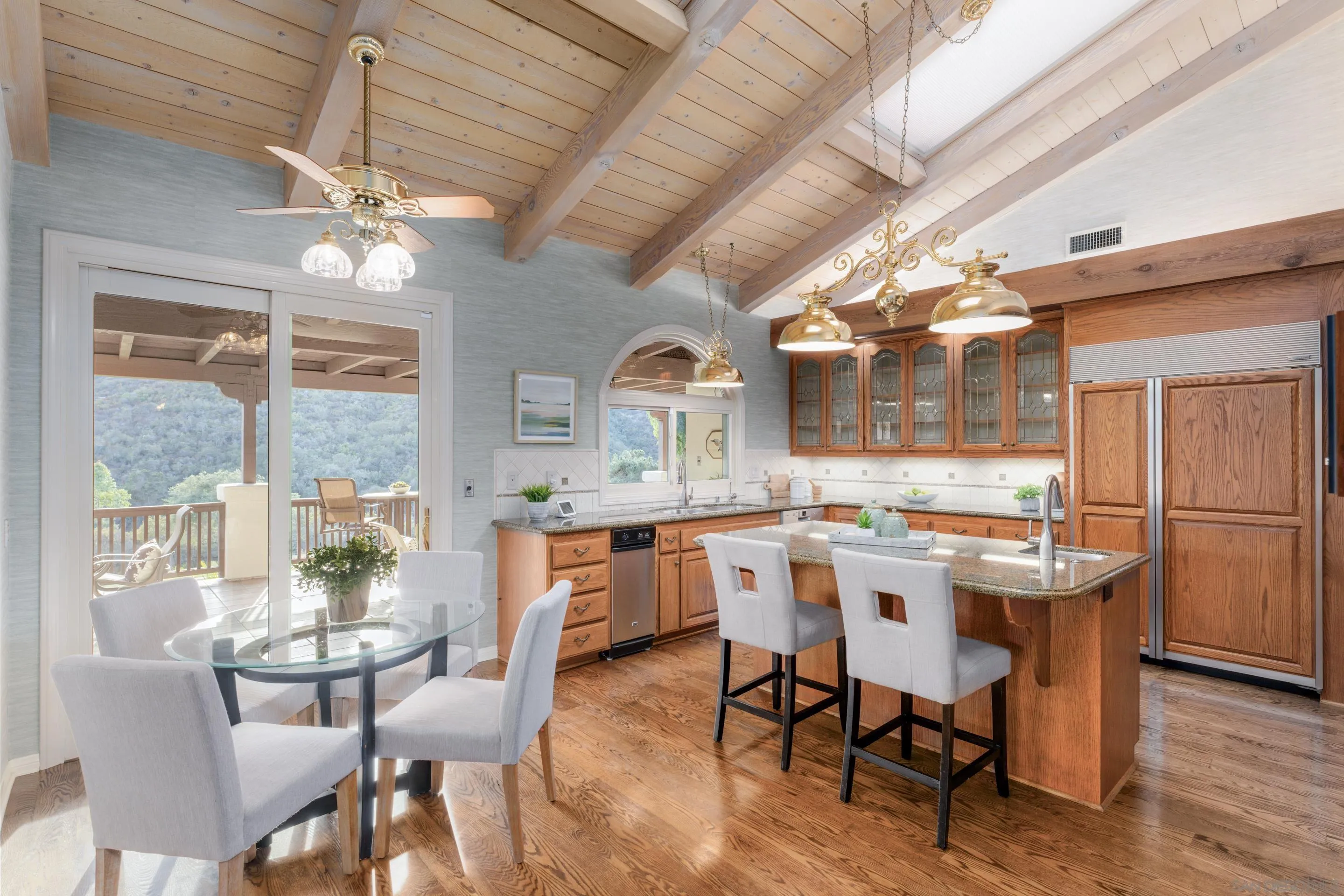 https://cdn.realtyfeed.com/cdn/127/250017120/3b7b1926f7700043e943f01c76756a9c.webp