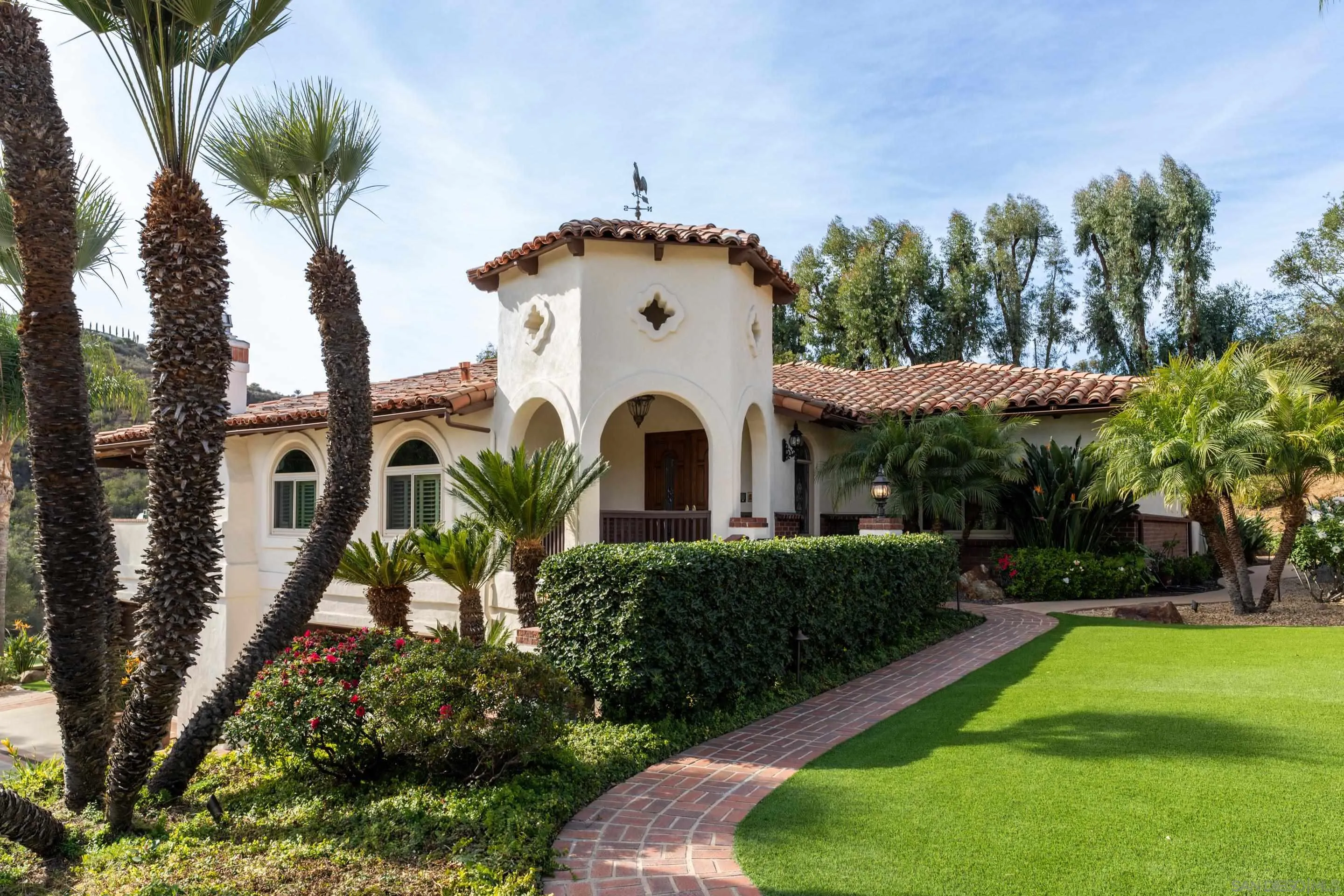 https://cdn.realtyfeed.com/cdn/127/250017120/9a4abb42142ca47e62c072415d052f58.webp