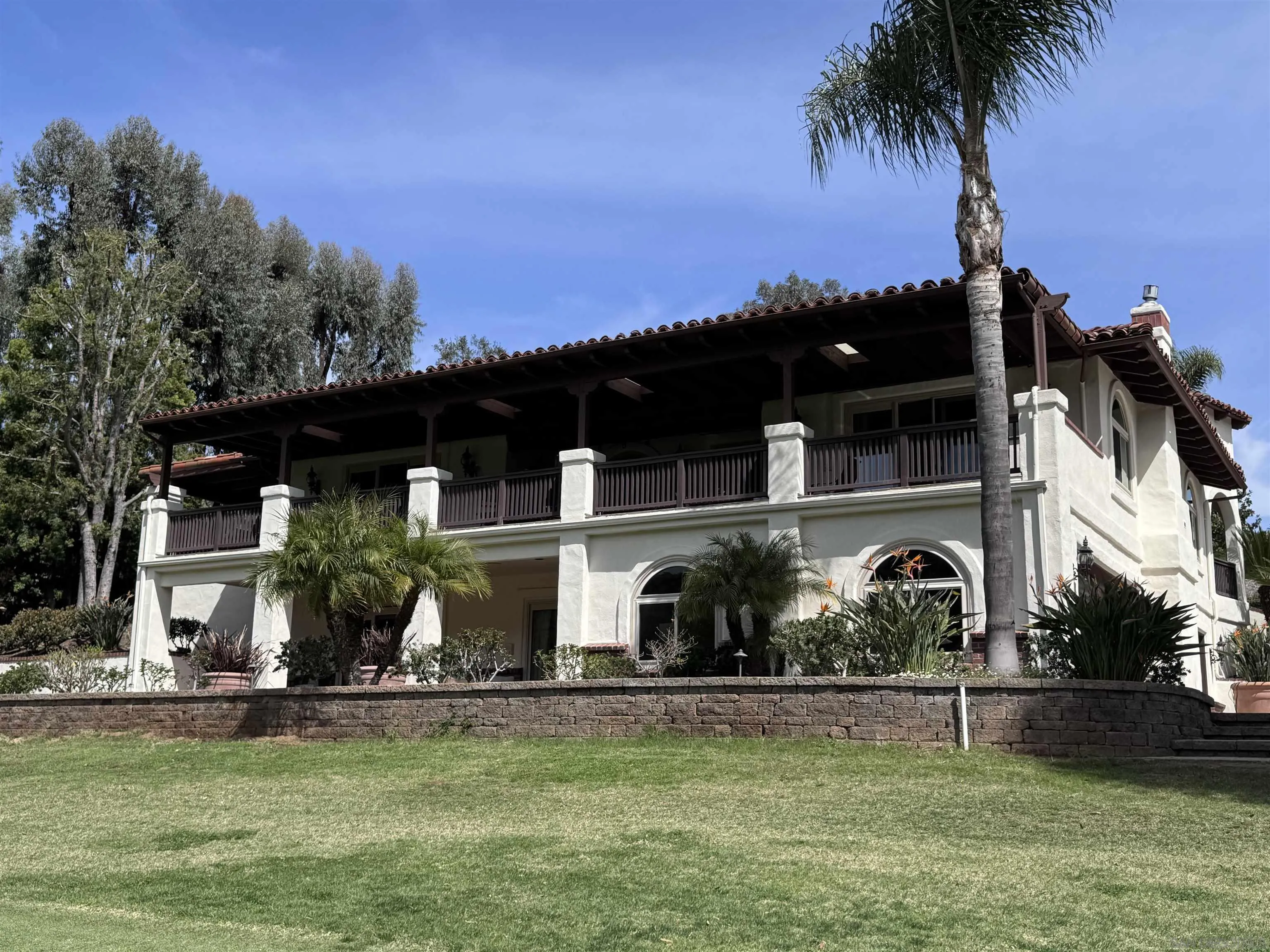 https://cdn.realtyfeed.com/cdn/127/250017120/f52fca1c8f5d86080951a732a9a57365.webp