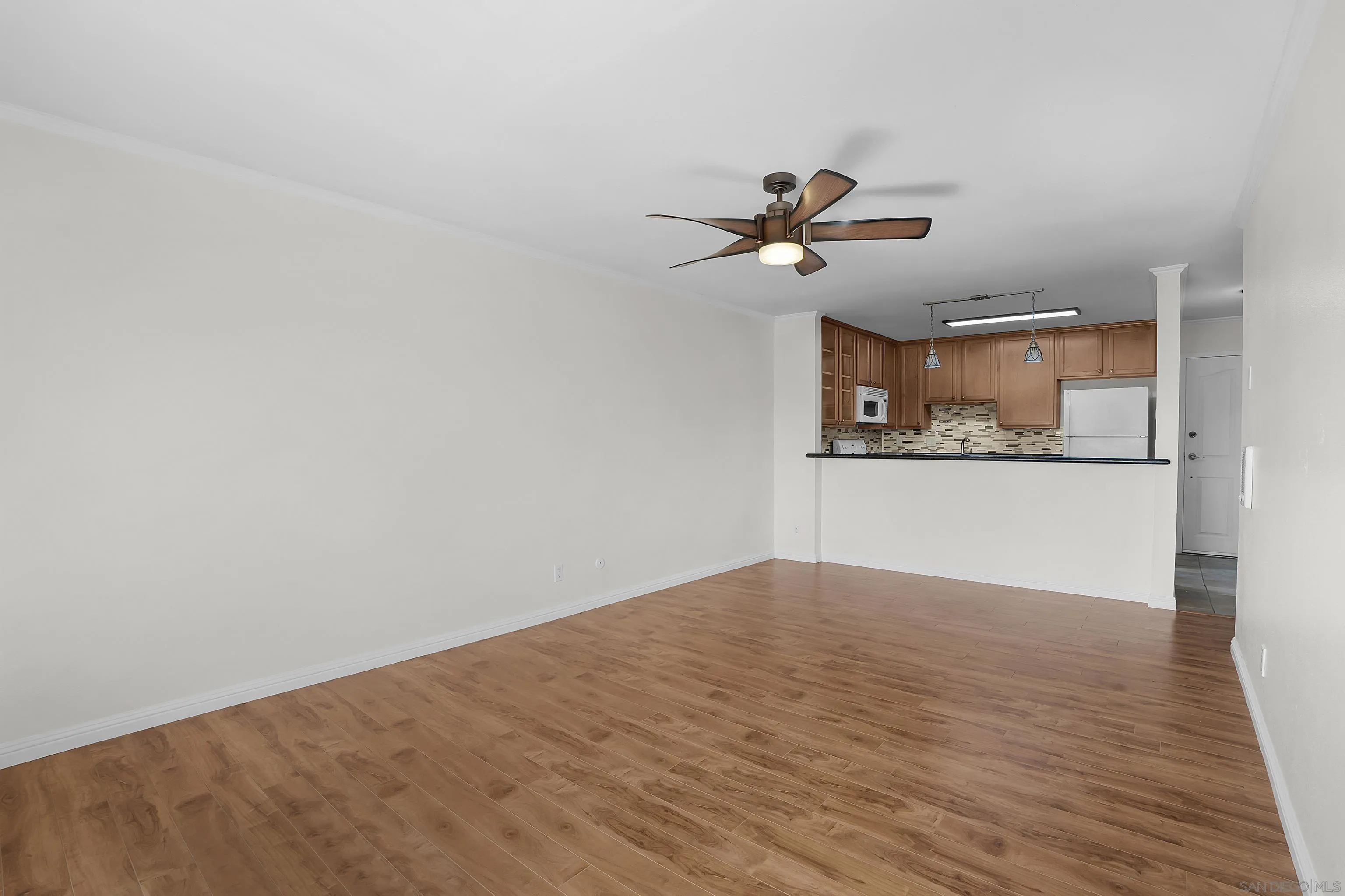 Photo #5: 250017155 Listing 