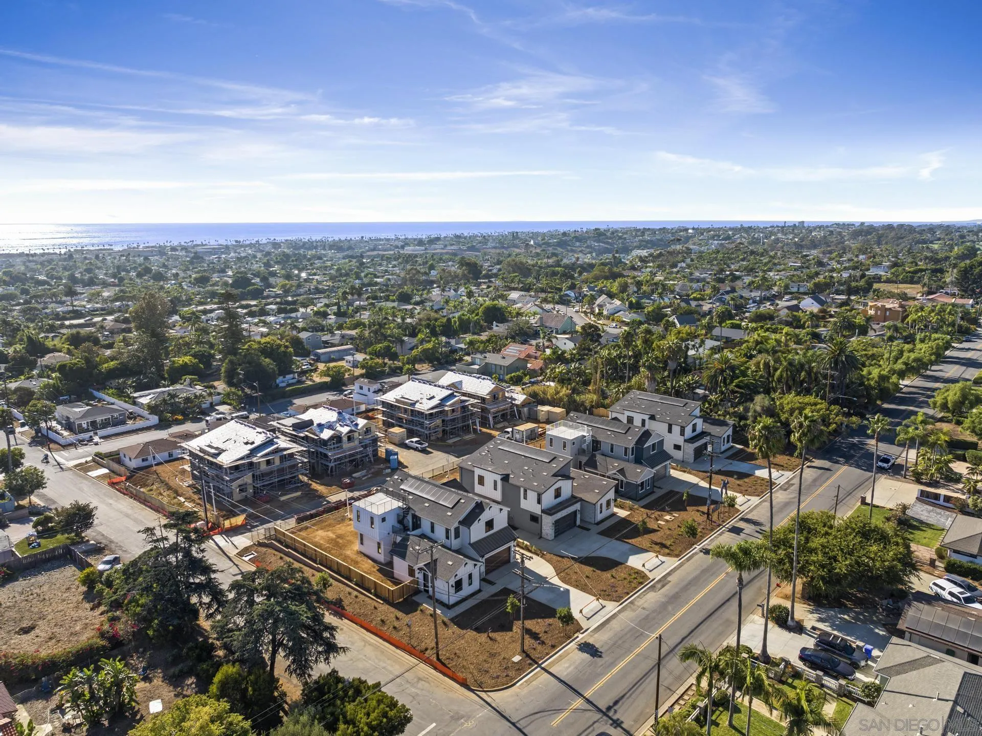 https://cdn.realtyfeed.com/cdn/127/250017163/6c72257bd15709e5706be0a70ddf0d01.webp