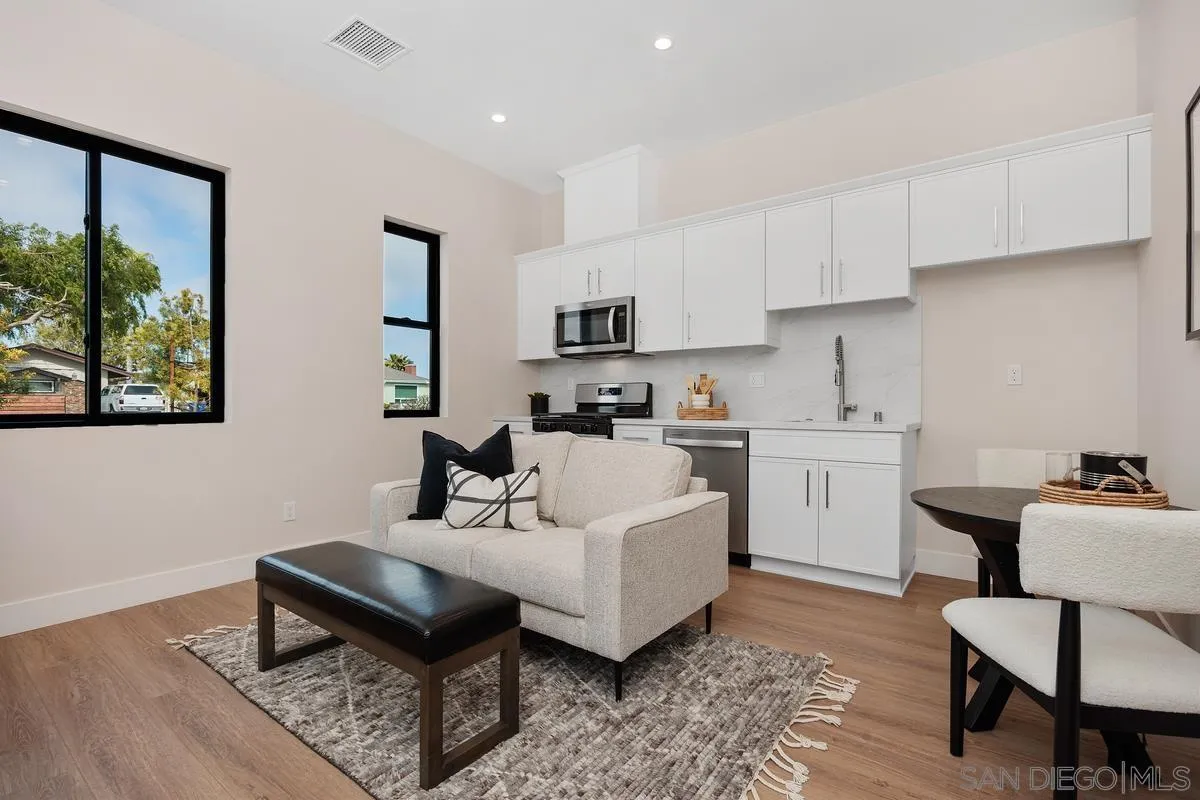 https://cdn.realtyfeed.com/cdn/127/250017163/ae19eb35c0c943ef5bd50c71da0e32d0.webp