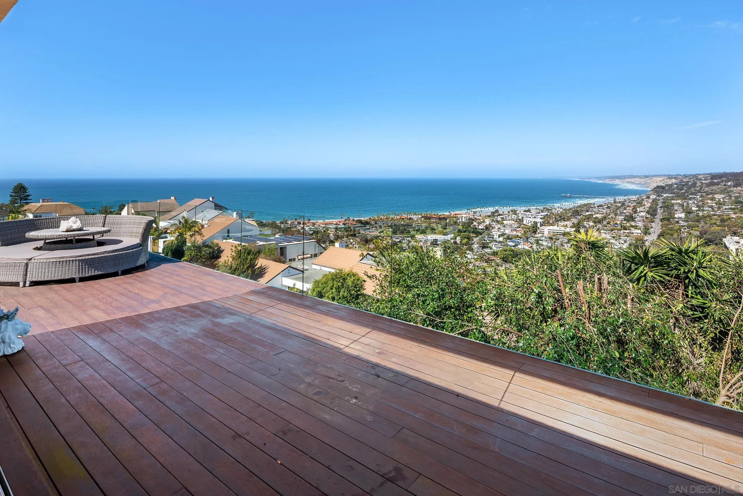 https://cdn.realtyfeed.com/cdn/127/250017196/04841073180fb1641f04dc36fba5ff1e.webp