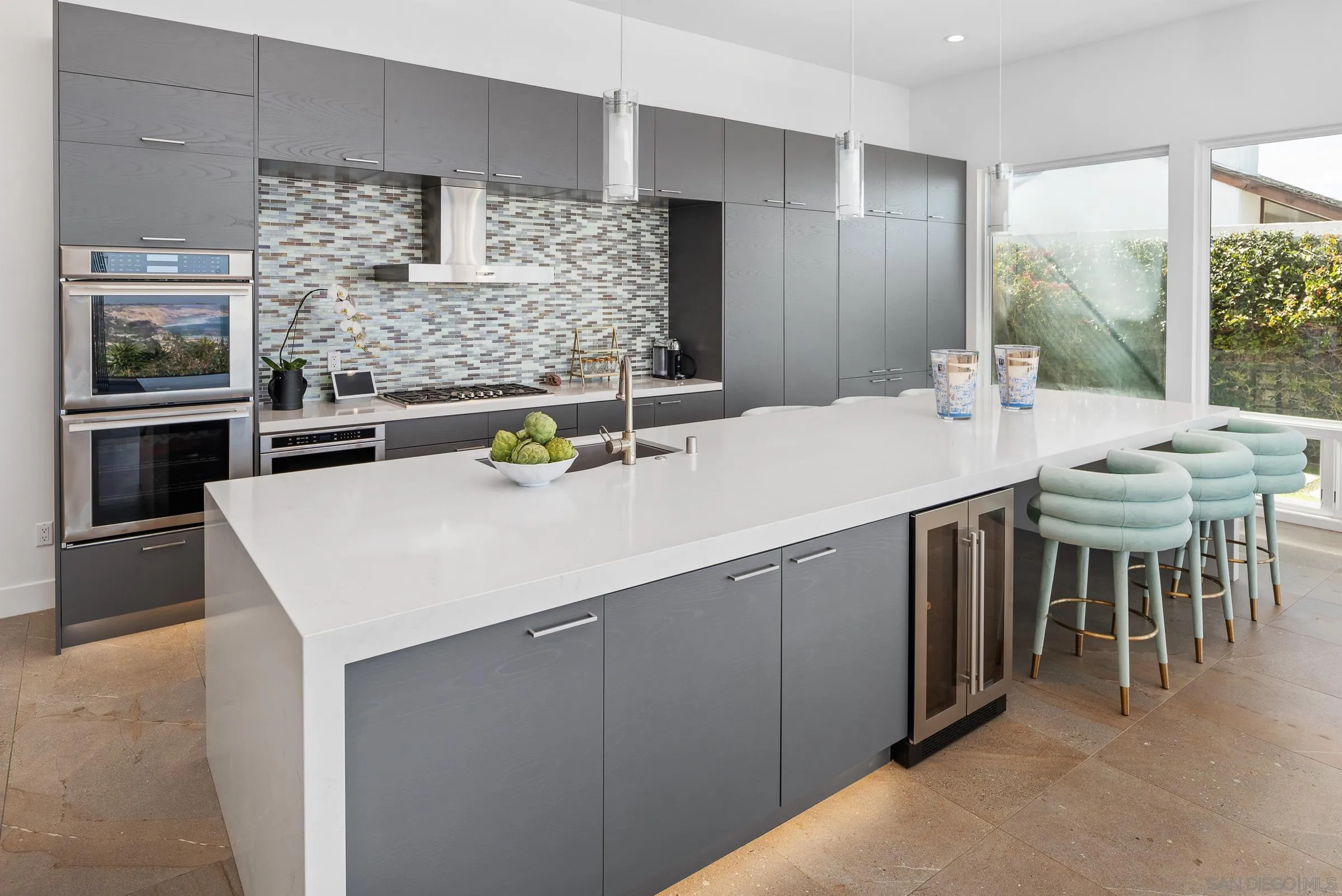 https://cdn.realtyfeed.com/cdn/127/250017196/71f1405cb1ad6affc4c3ba0f81e6d72e.webp