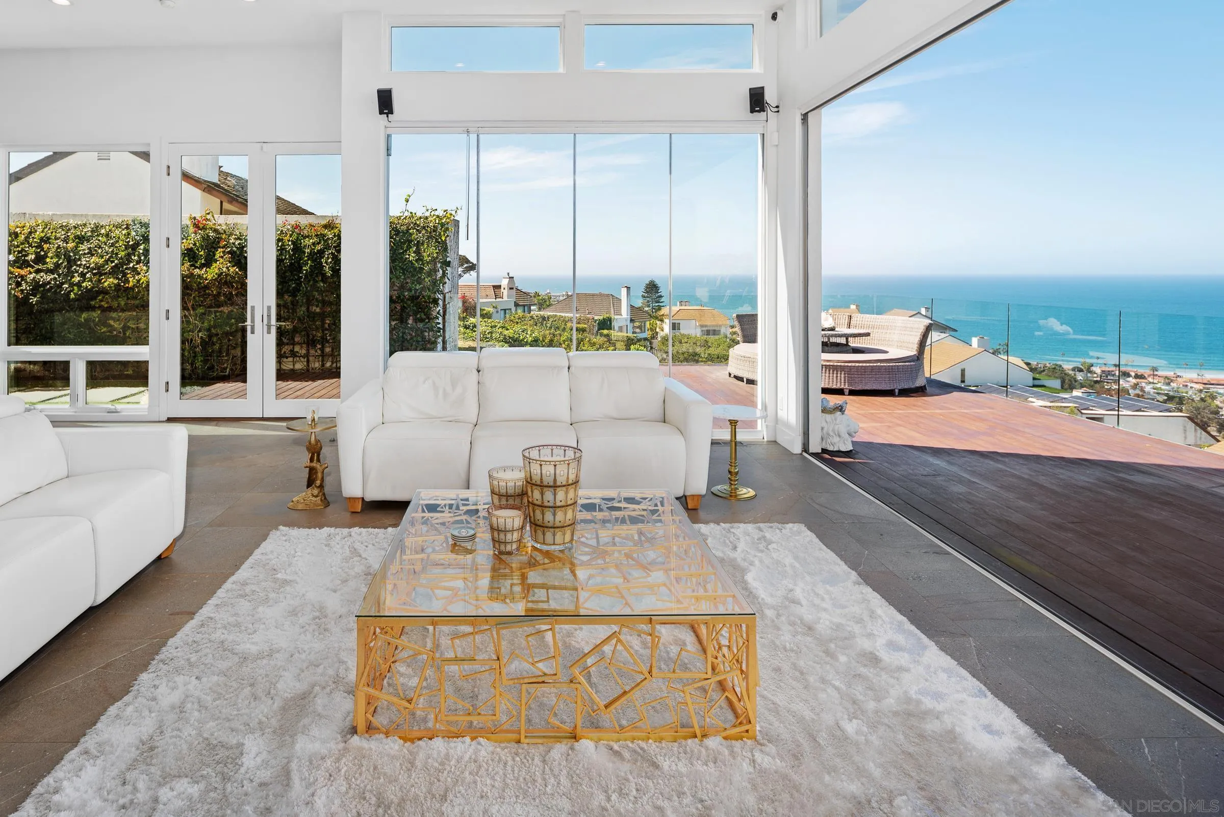 https://cdn.realtyfeed.com/cdn/127/250017196/73774a8b723bfdb98015d7e2be38ed3f.webp