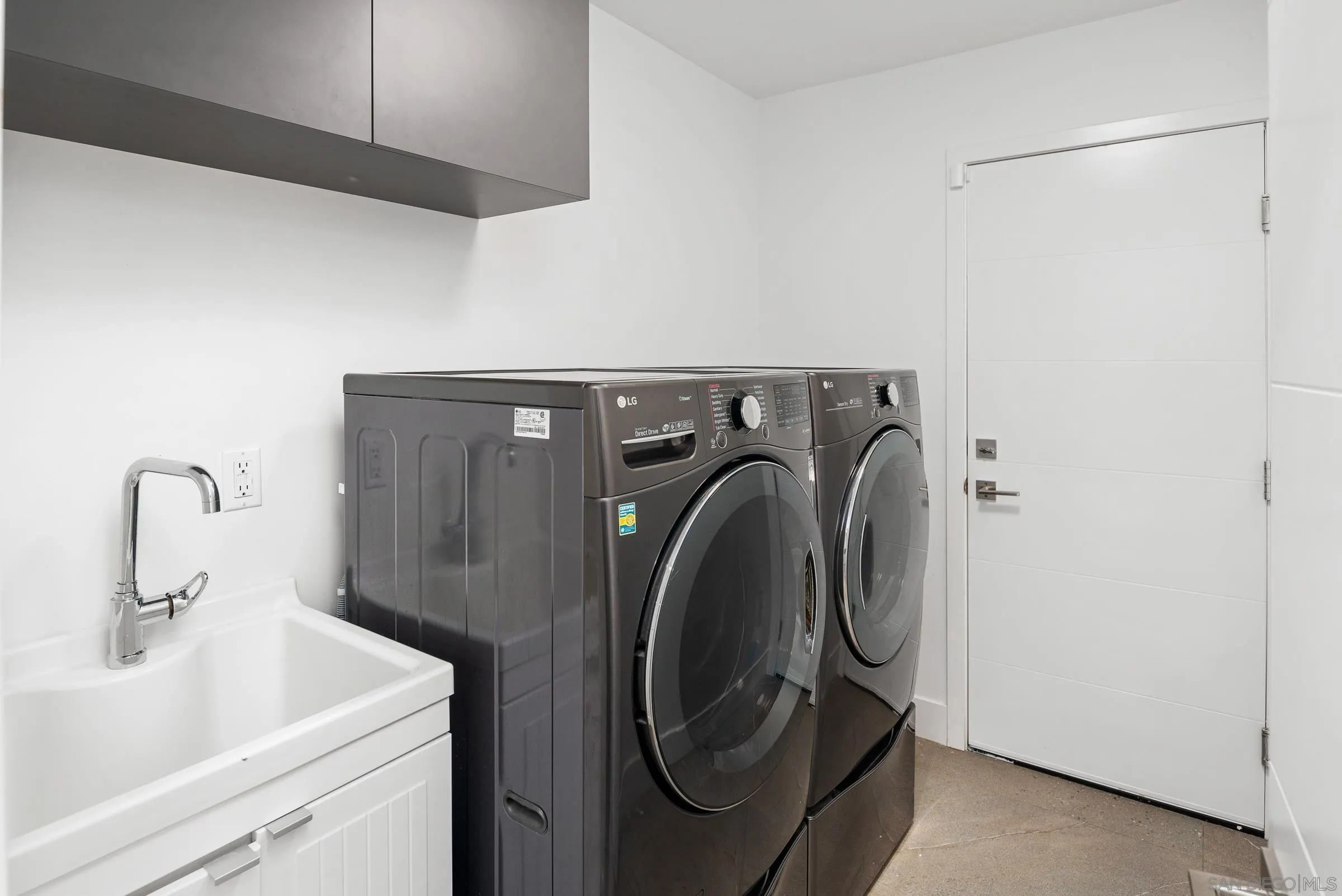 https://cdn.realtyfeed.com/cdn/127/250017196/8f81bced5e31c2ccdf5913c1b323aadc.webp