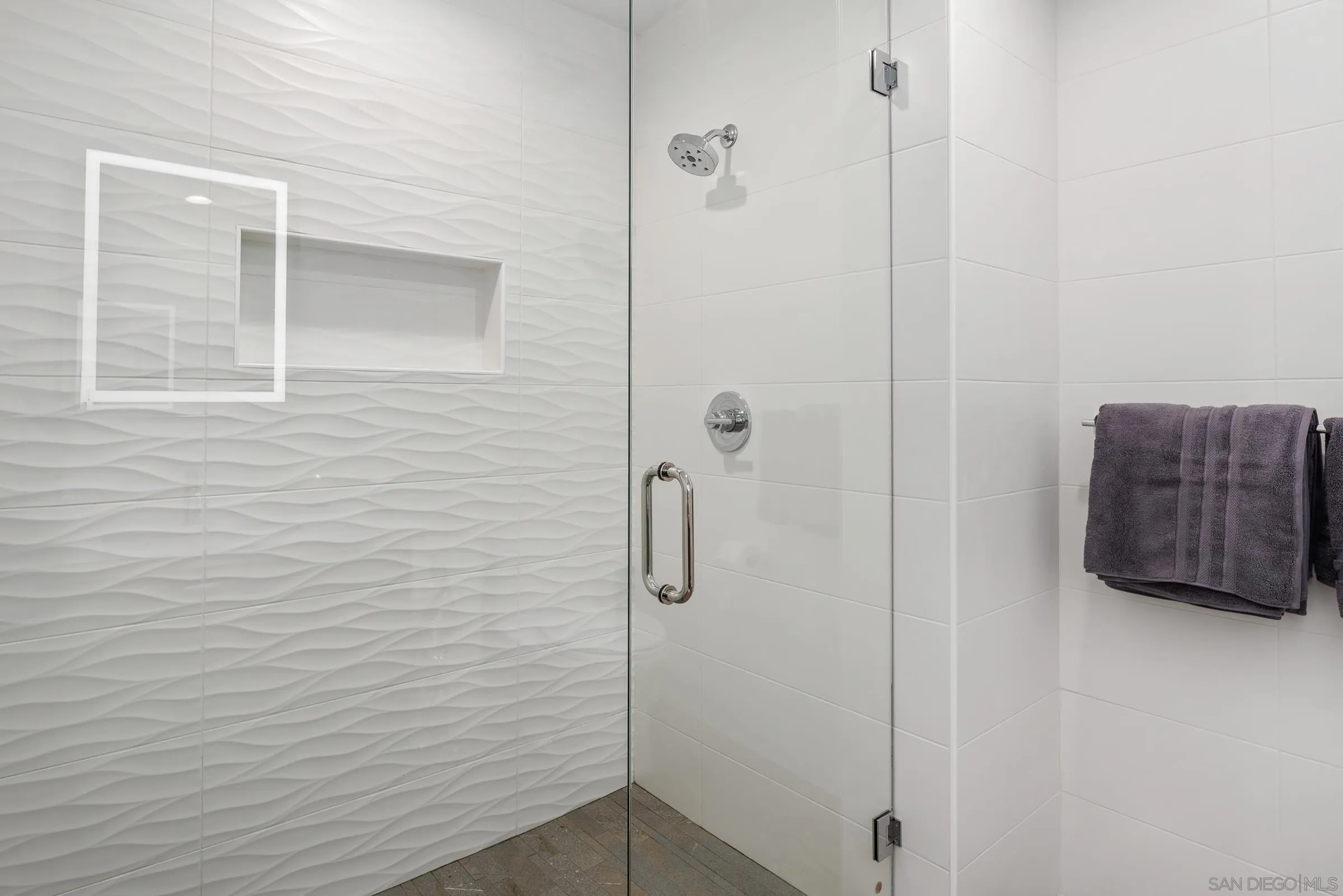 https://cdn.realtyfeed.com/cdn/127/250017196/a353d207f02585fbb589bfe7ac9e5997.webp