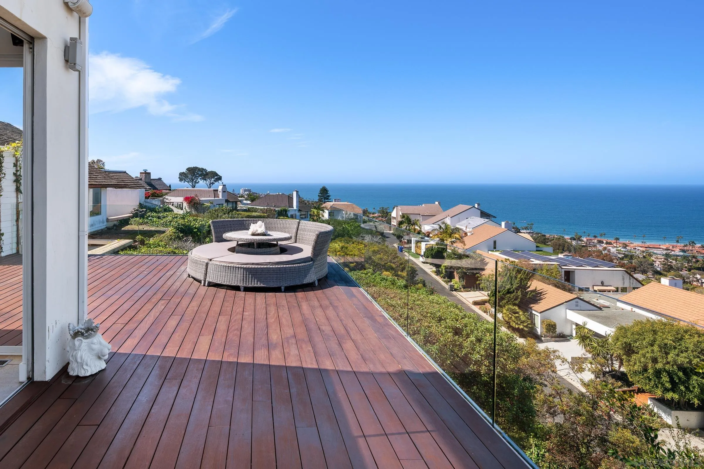 https://cdn.realtyfeed.com/cdn/127/250017196/d766bec2fc8ec4624b95da1b572c0180.webp
