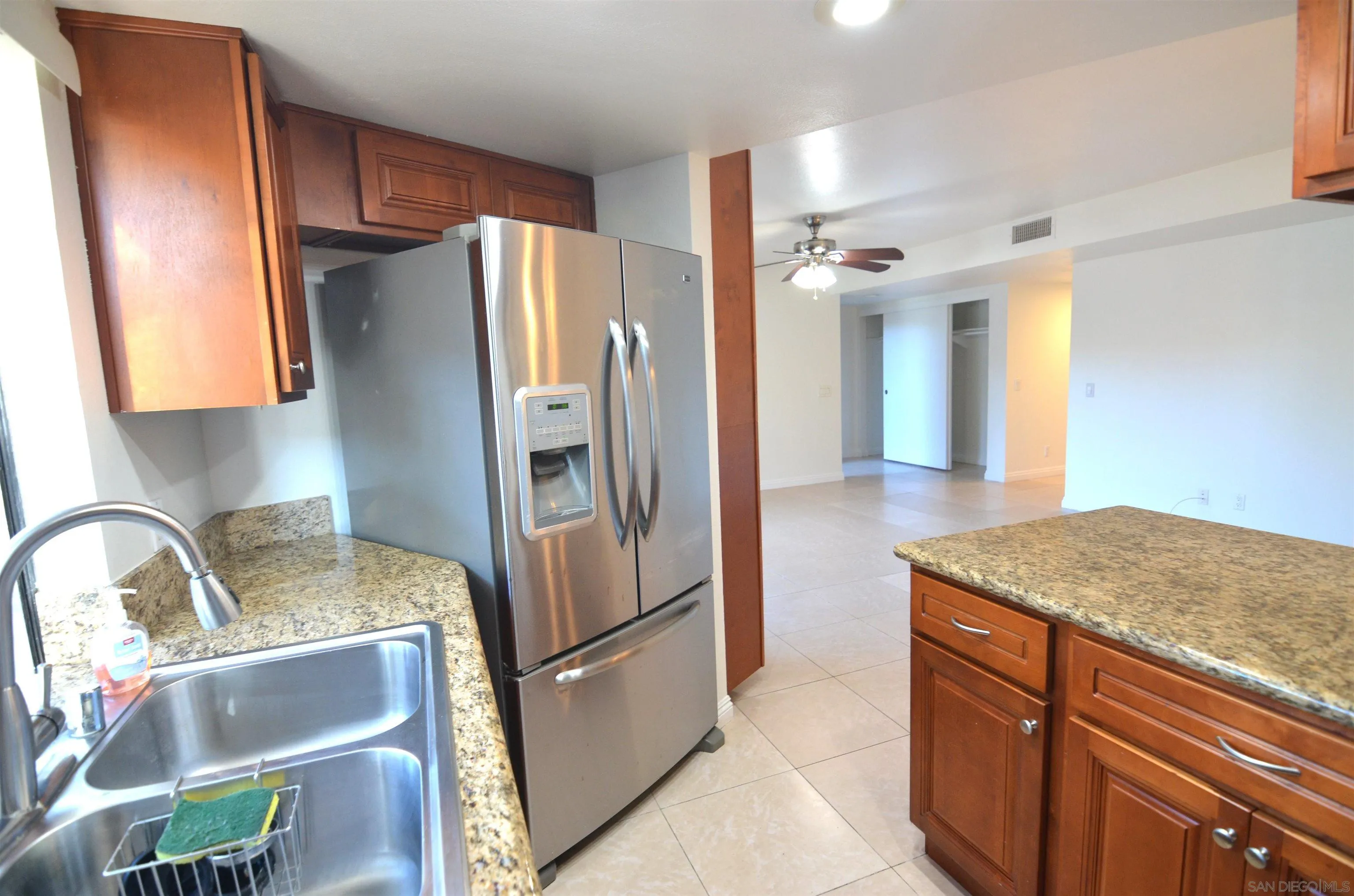 Photo #3: 250017246 Listing 